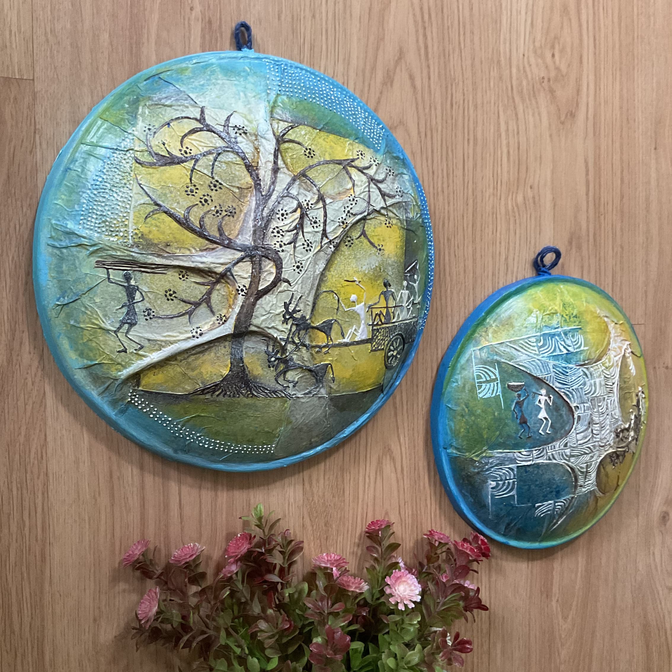 Worli Art Handmade 3D Embossed Round Frame