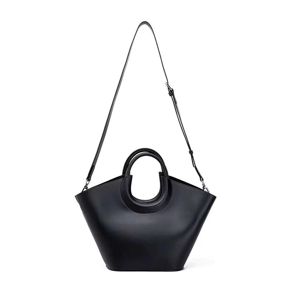 Circulo Handbag