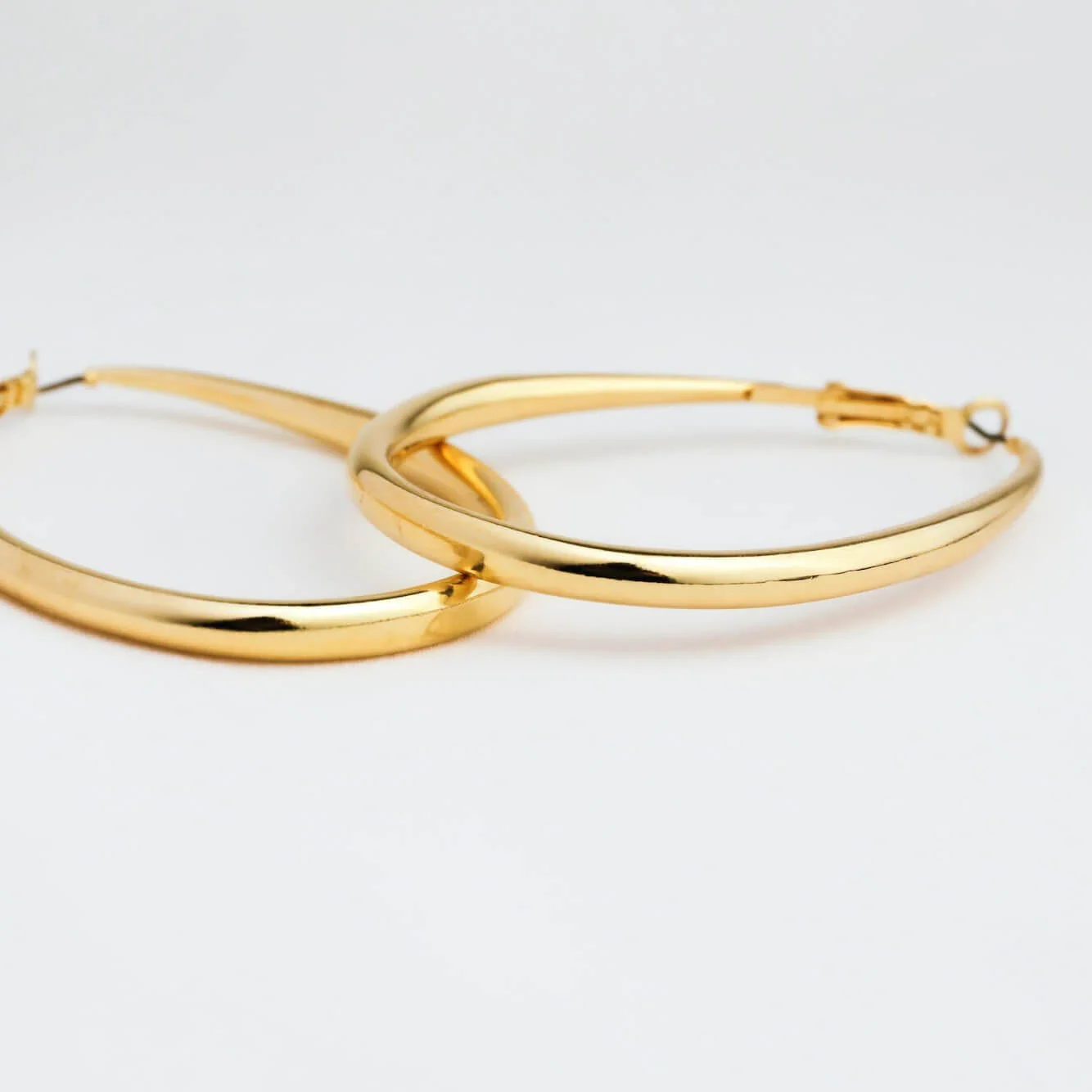 Hollow Teardrop Hoops