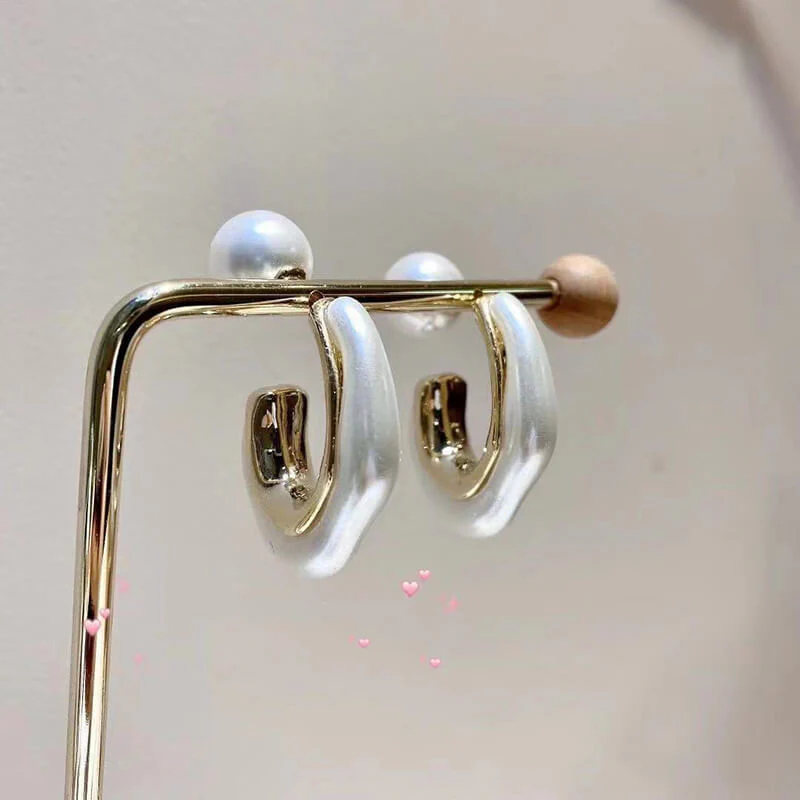 Distorted Pearl Hoop Earrings