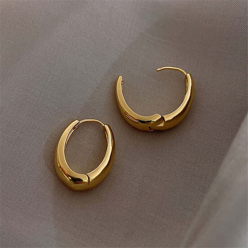 Luna Curved Hoops