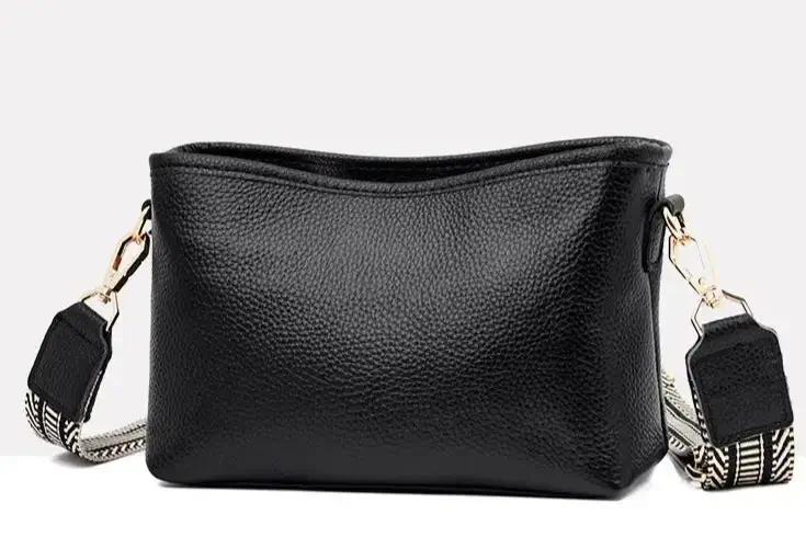 Mira Classic Crossbody