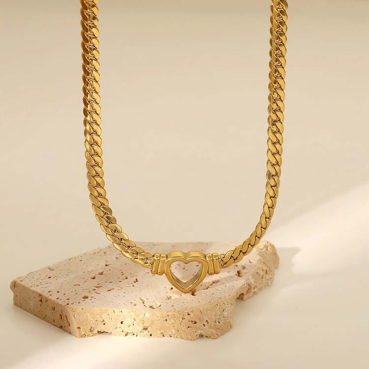 Figaro Heart Necklace