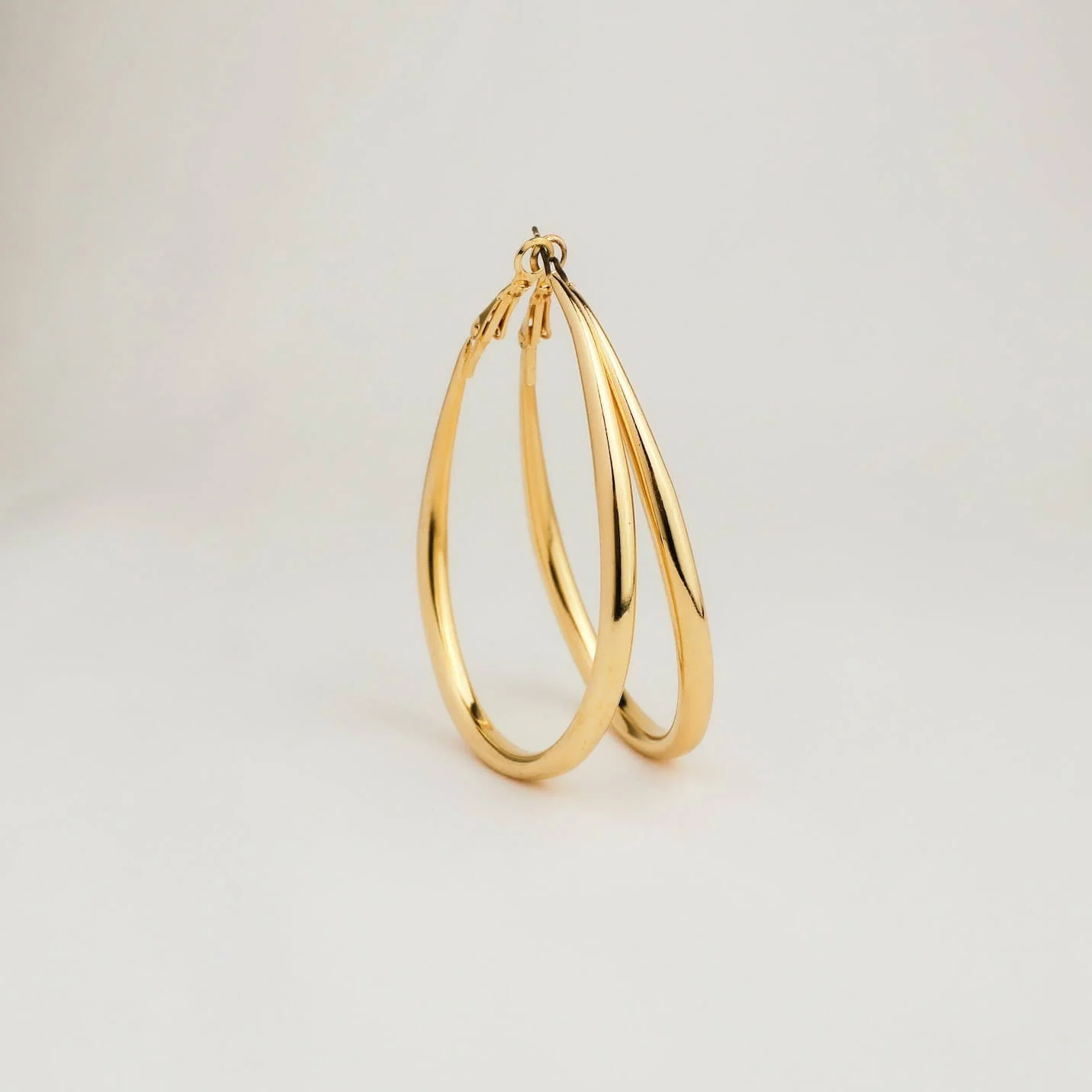 Hollow Teardrop Hoops