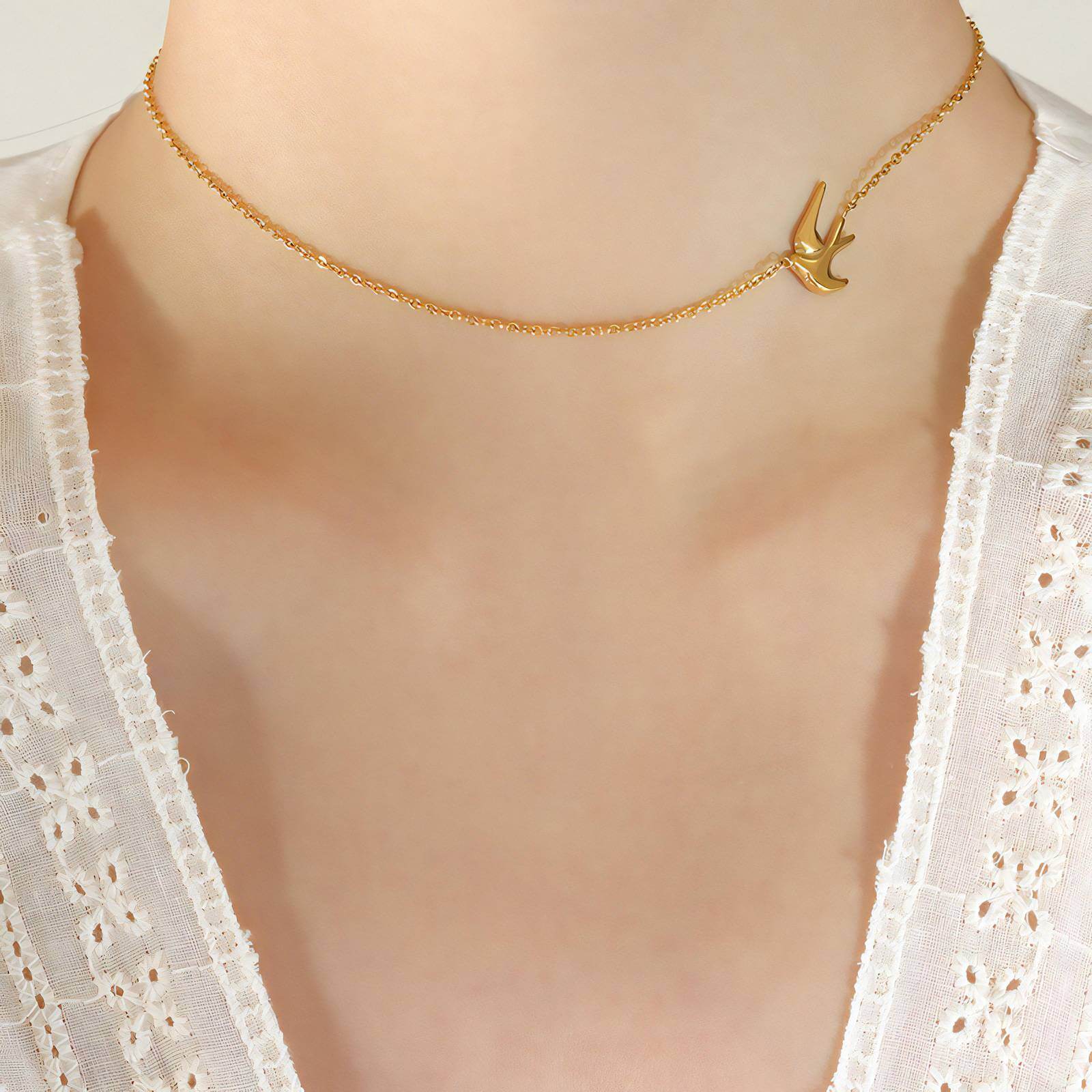 Swan Chain Necklace