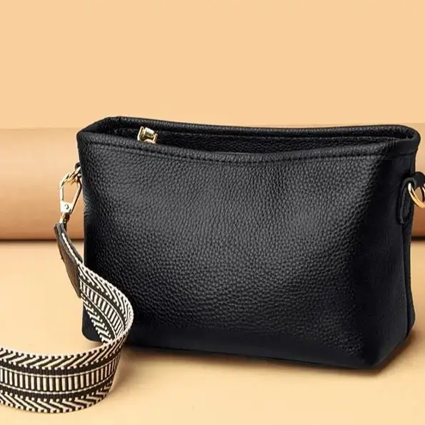Mira Classic Crossbody