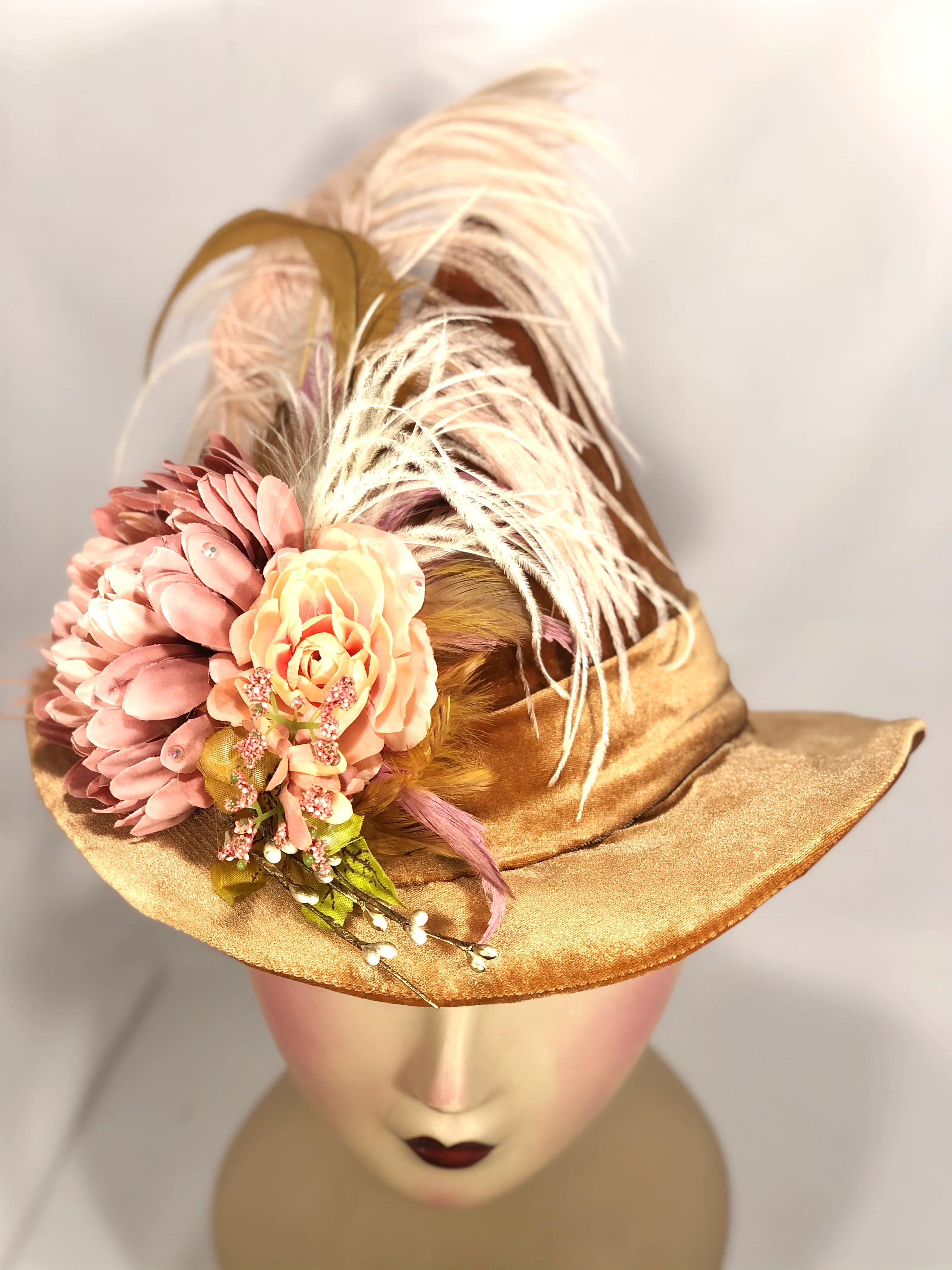Alewife Hat, Fancy and Extravagant