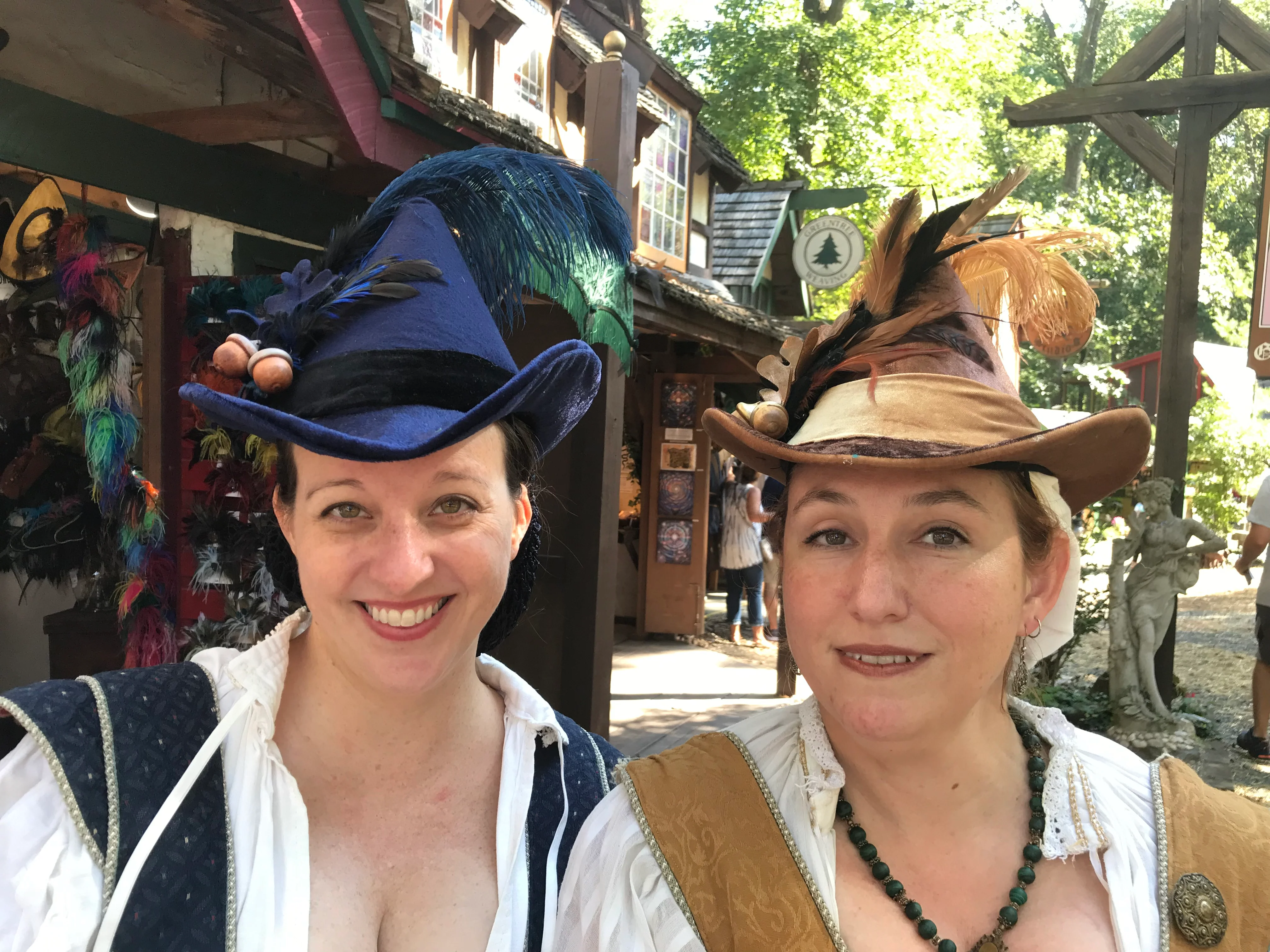 Alewife Hat with Acorns