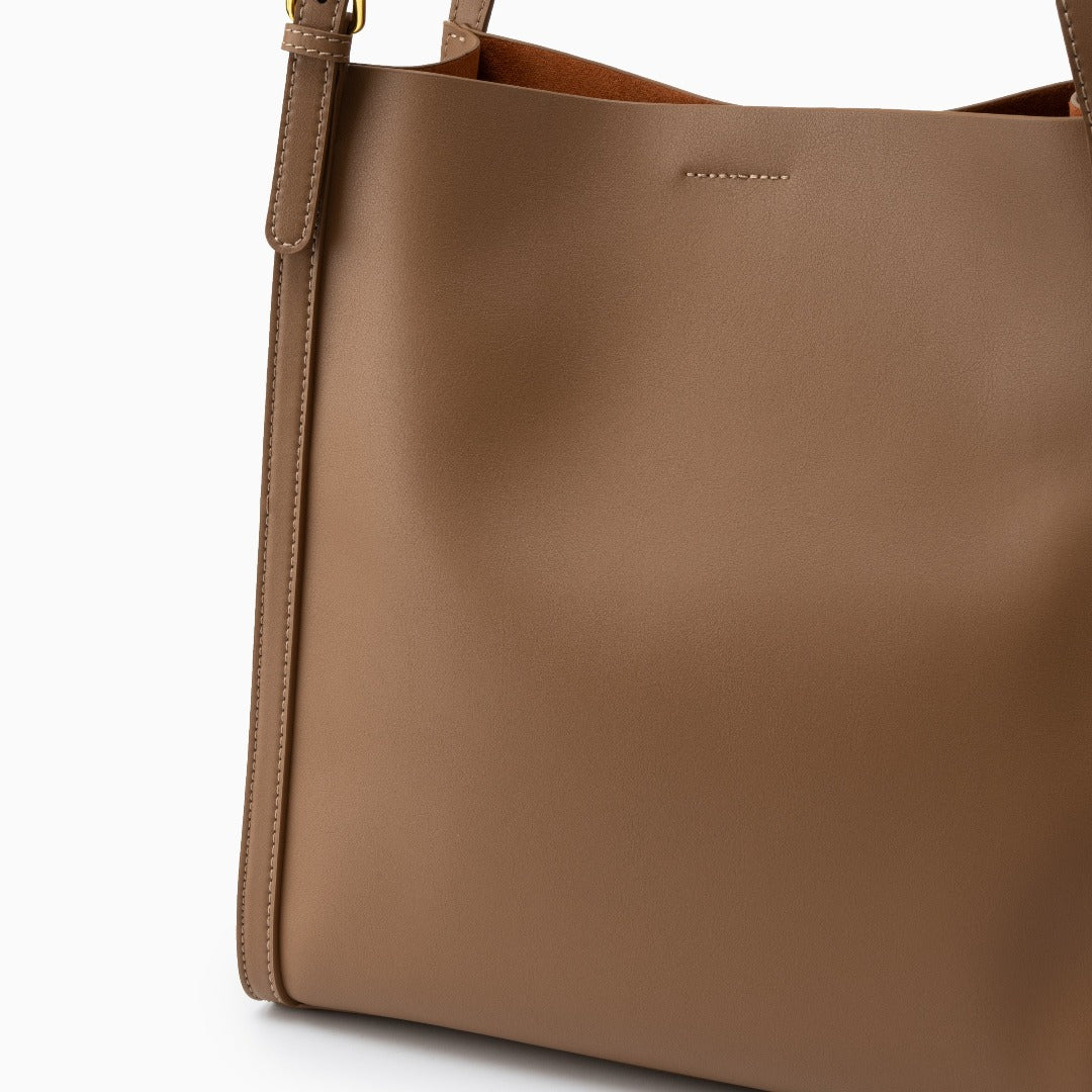 (CS) Camila Tote Bag