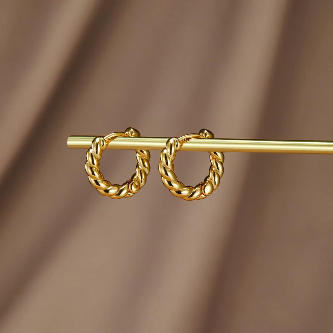 Layla Gold Twist Earrings