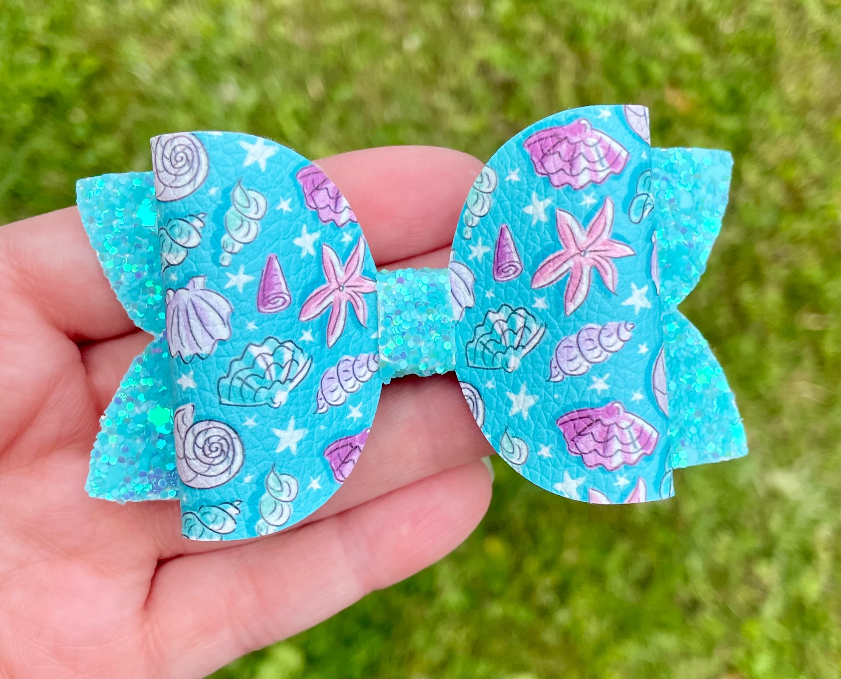 Aqua & Purple Seashells 3.5in Beauty