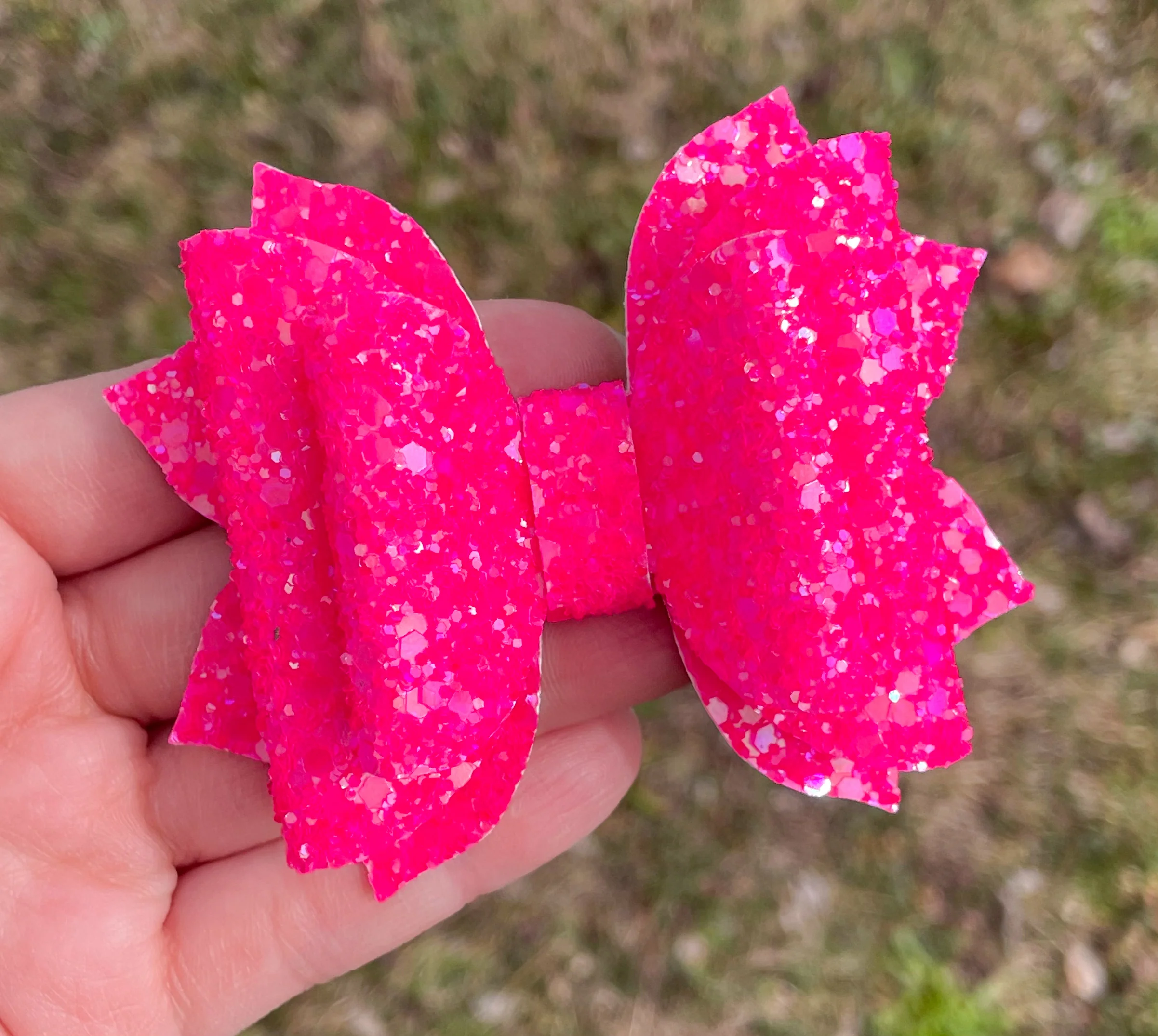 Lollipop Pink Glitter 3.5in Jasmine Bow