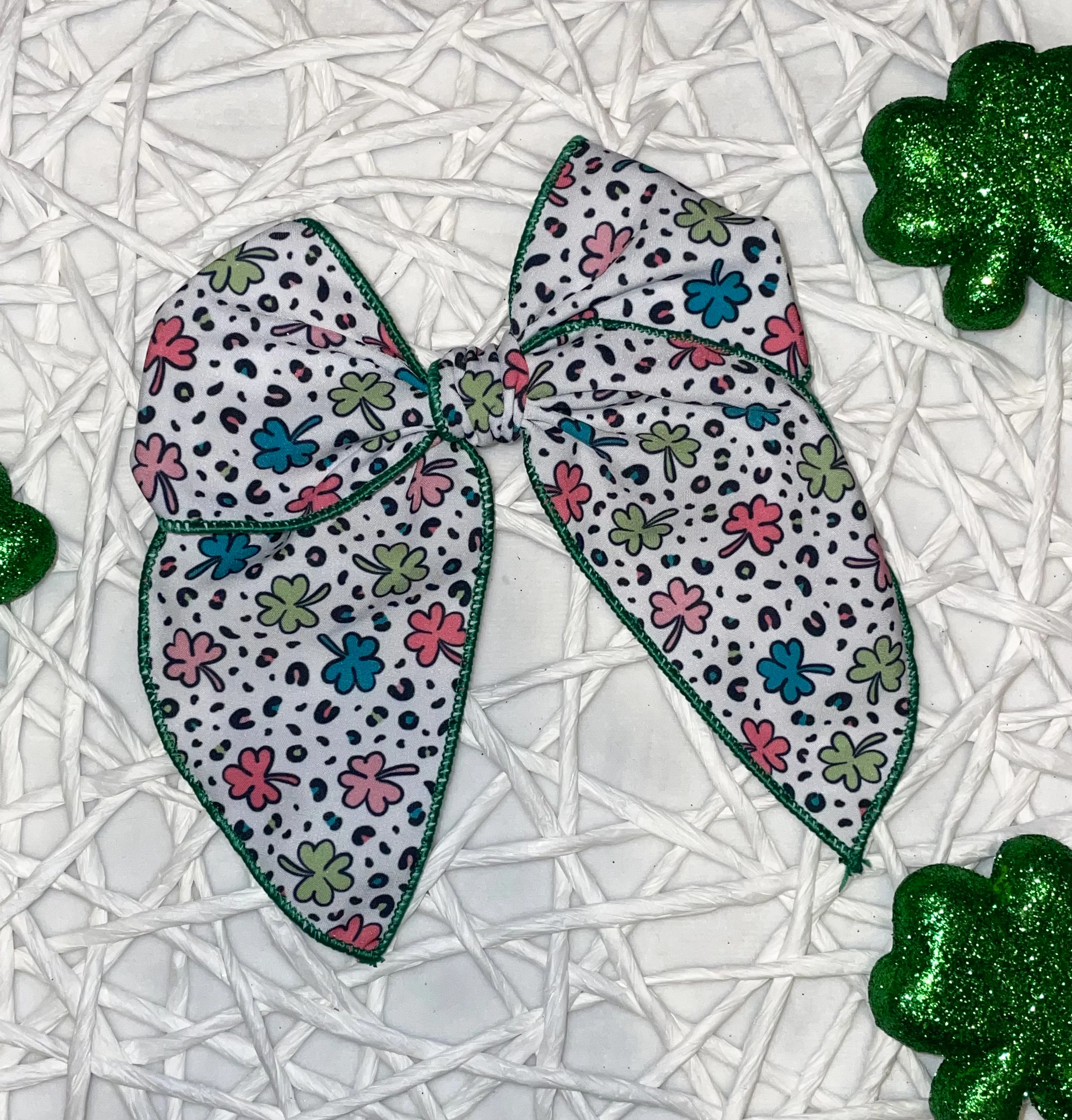 Leopard & Luck 5.5in Serged