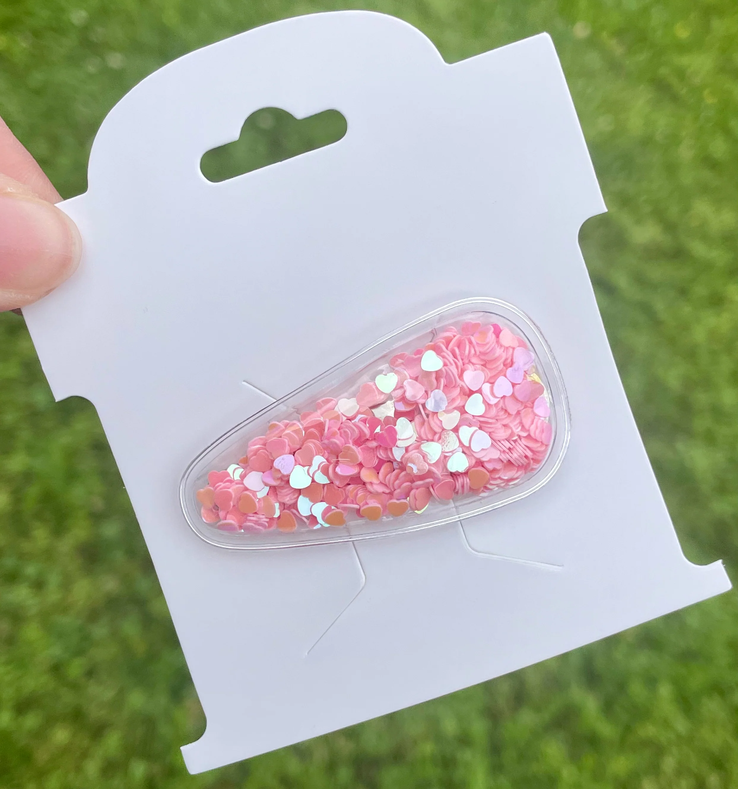 Shaker Hearts Snap Clips