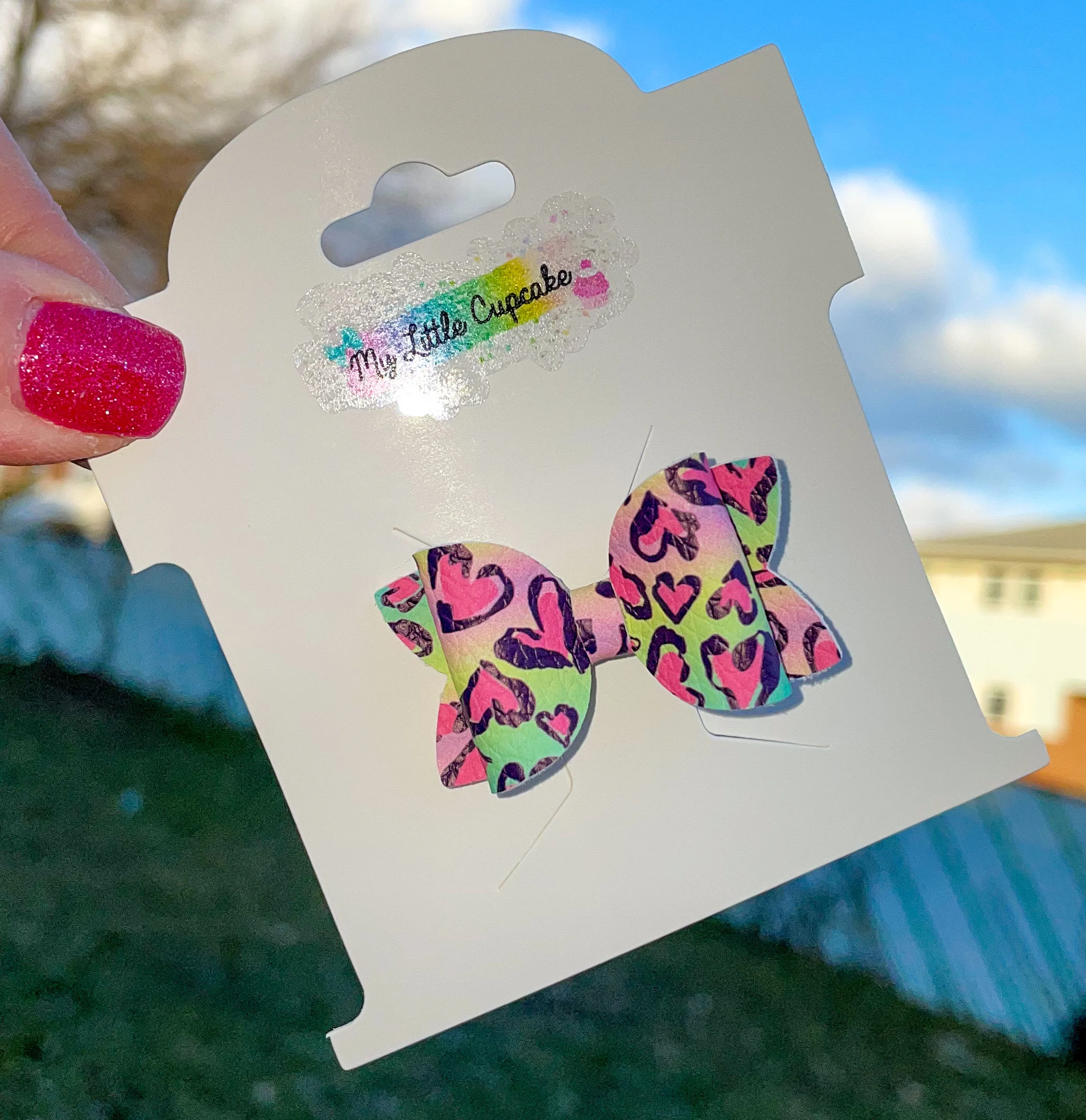 Ombre Scribble Hearts Bitty Bow