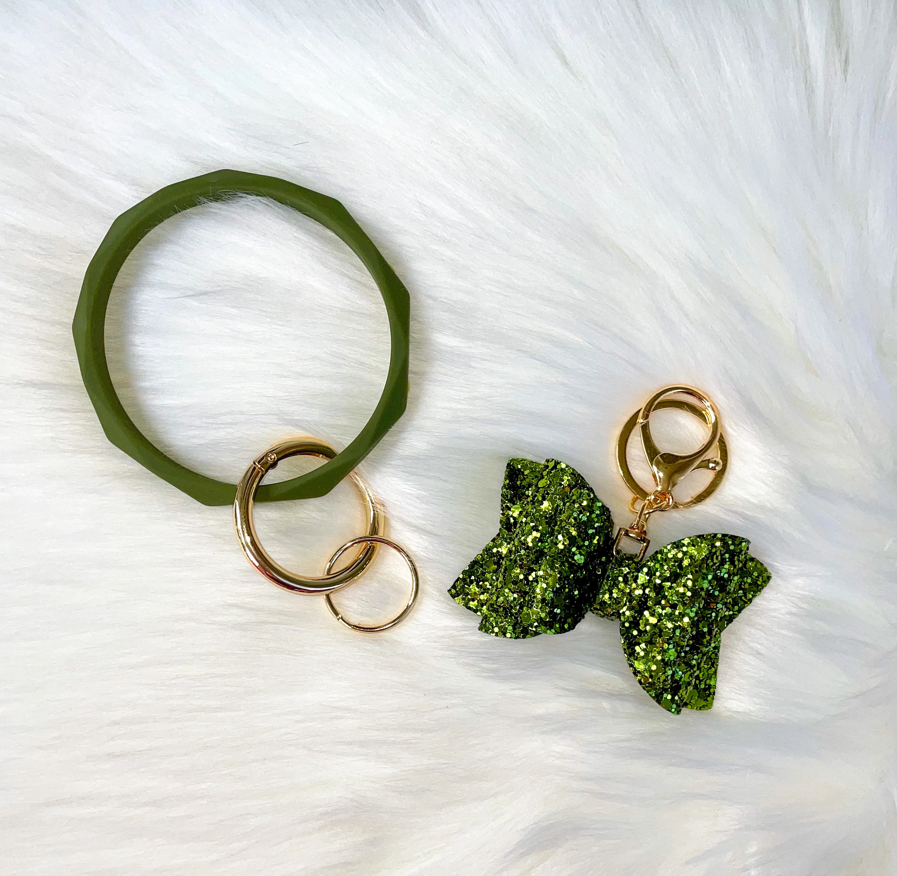 Bangle with Detachable Bow Keychain Set- Olive