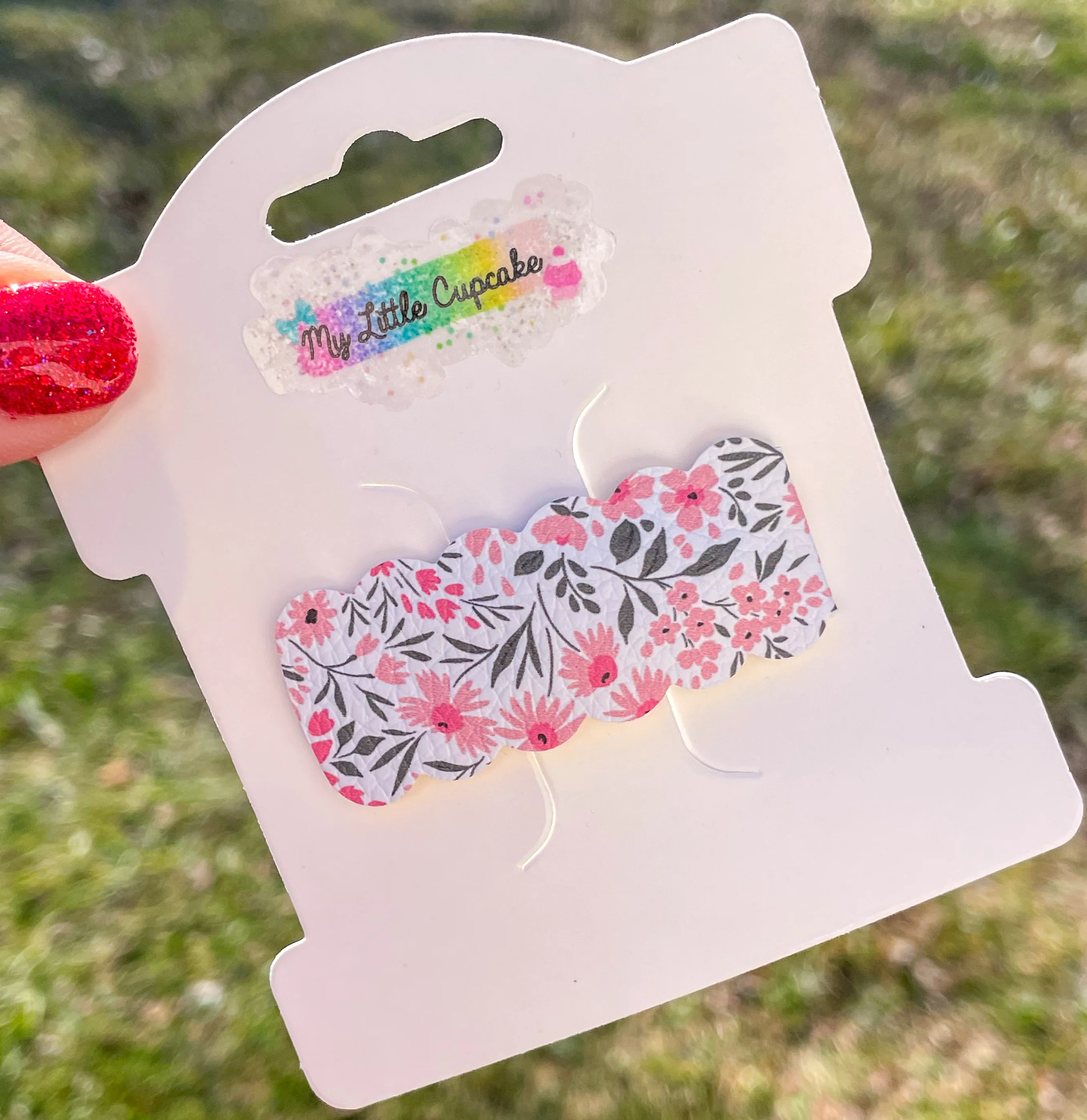 Dainty Floral Snap Clip