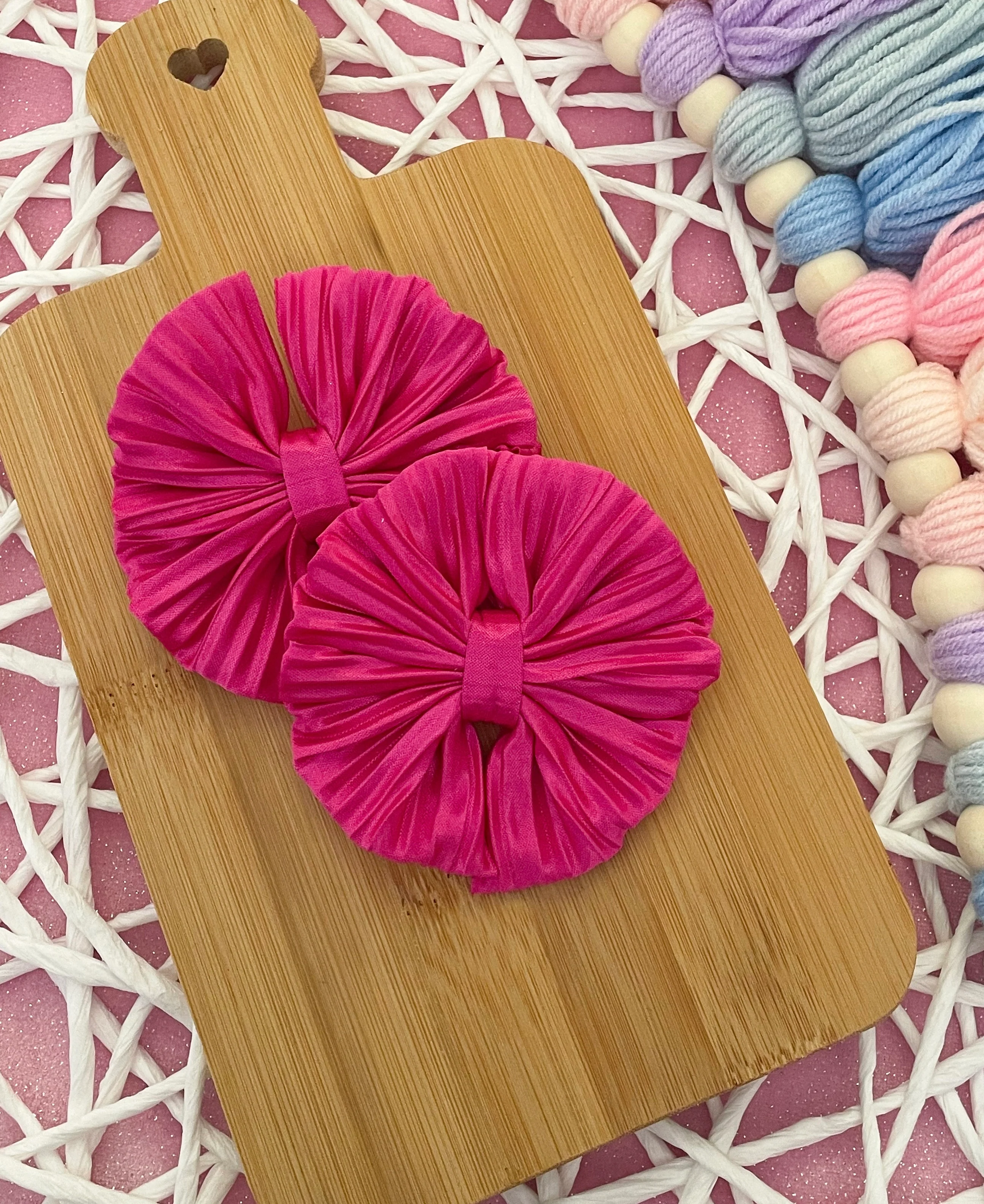 Fuchsia Pleated Fabric Bows