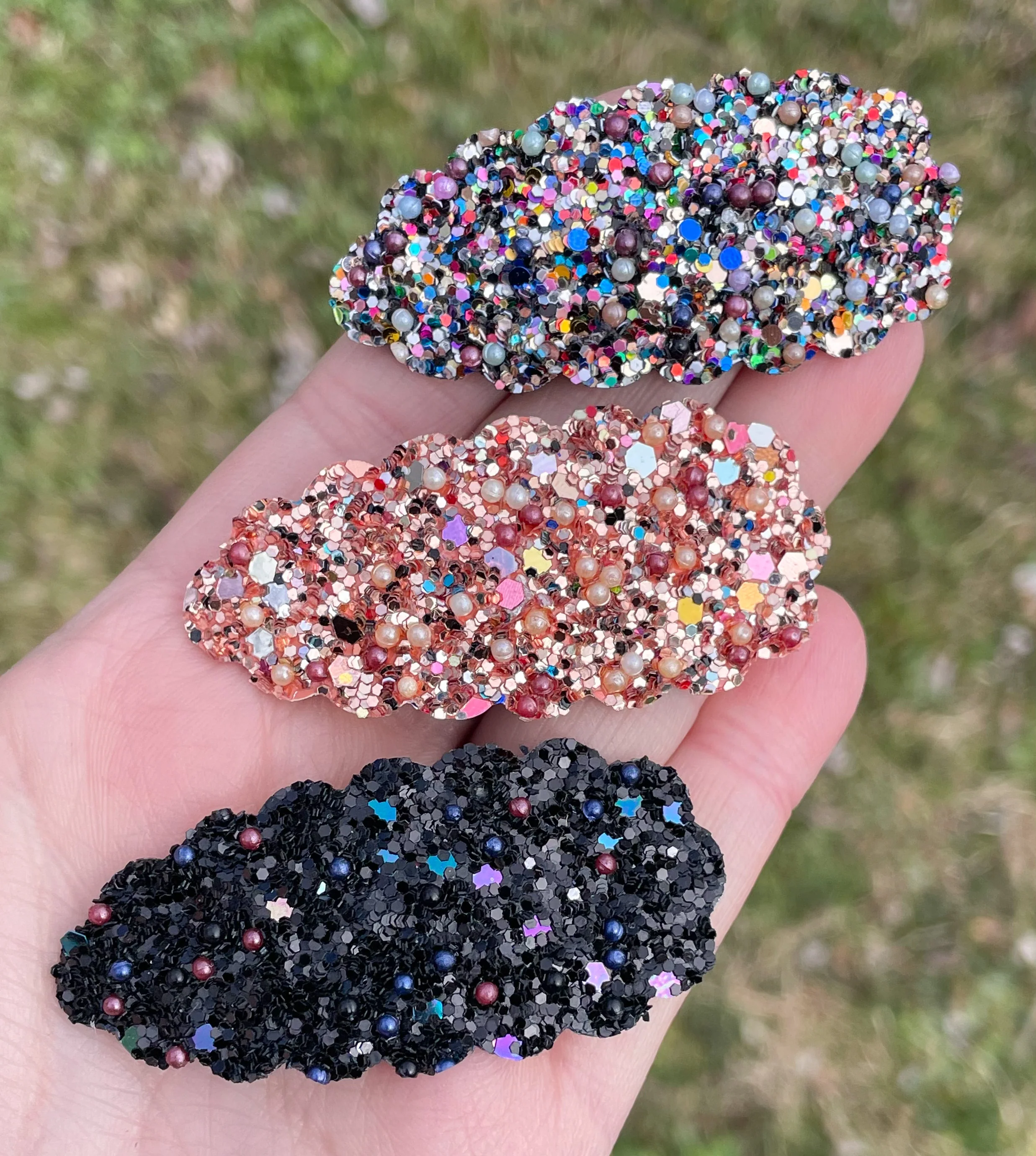 Pearl Glitter Snap Clip