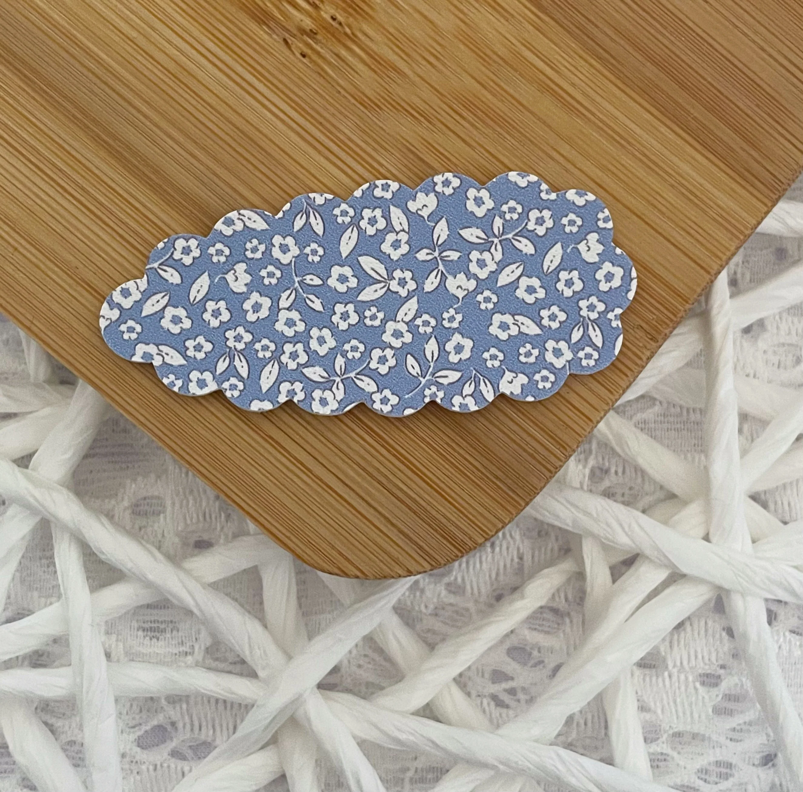 Blue & White Micro Floral Snap Clip