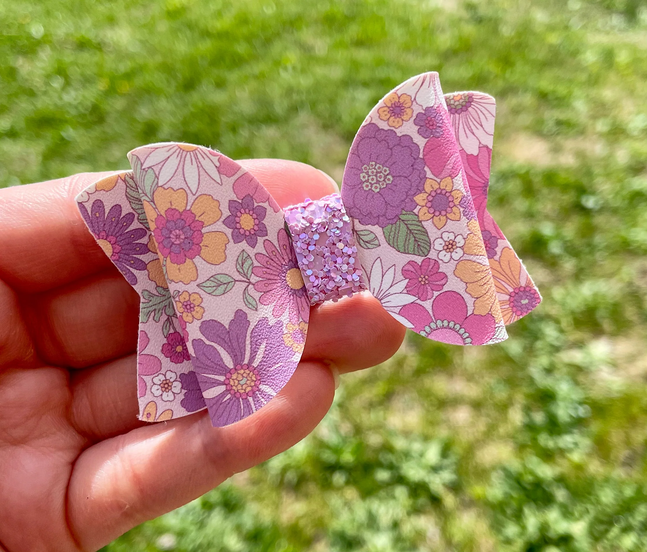 It Floral 3in Original