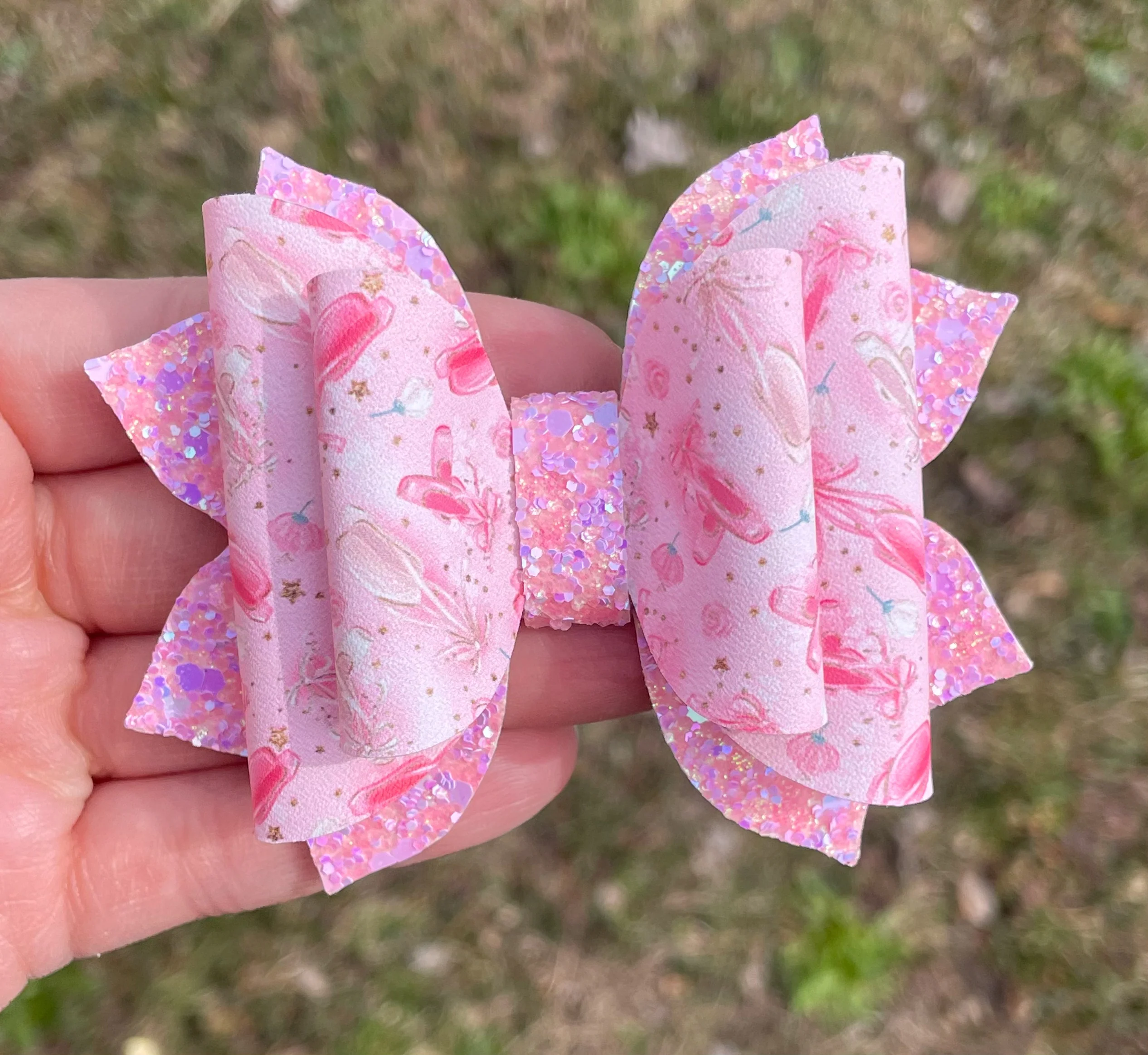 Tutus & Slippers 3.5in Jasmine Bow