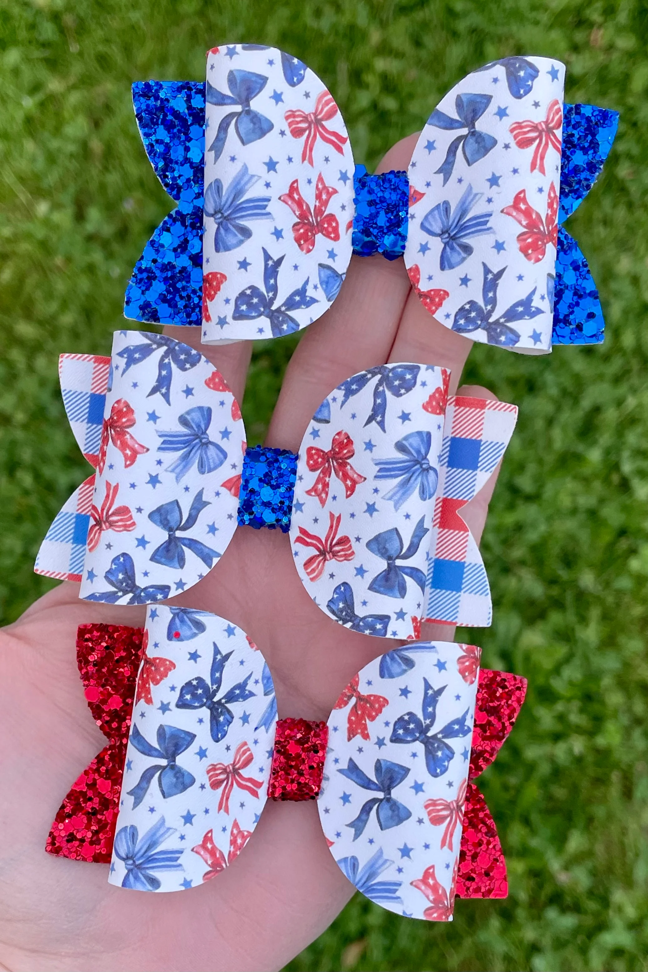 Patriotic Bows 3.5in Beauty