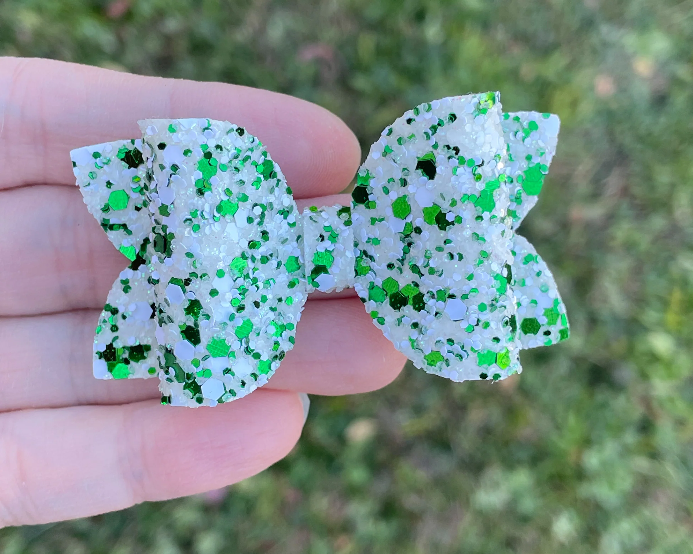 Emerald & White Glitter 2.5in Beauty