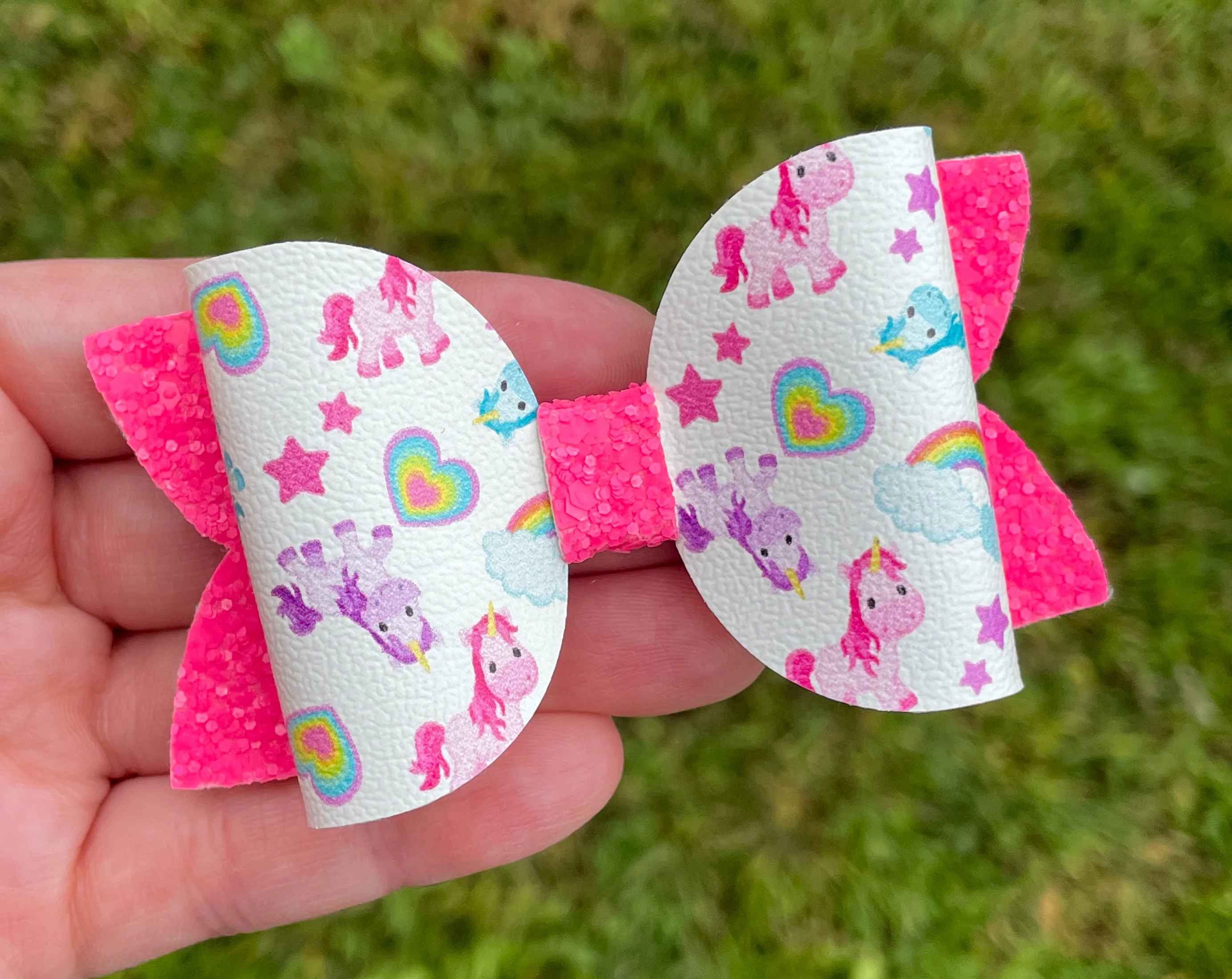 Unicorns & Rainbows 3.5in Beauty