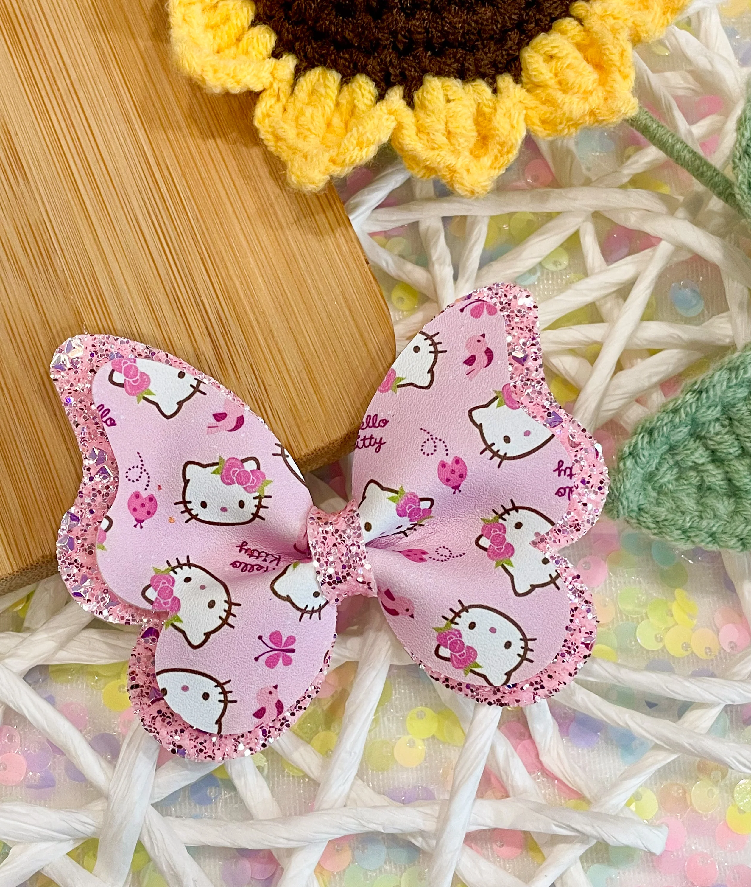 Hello Kitty Butterfly 3.5in