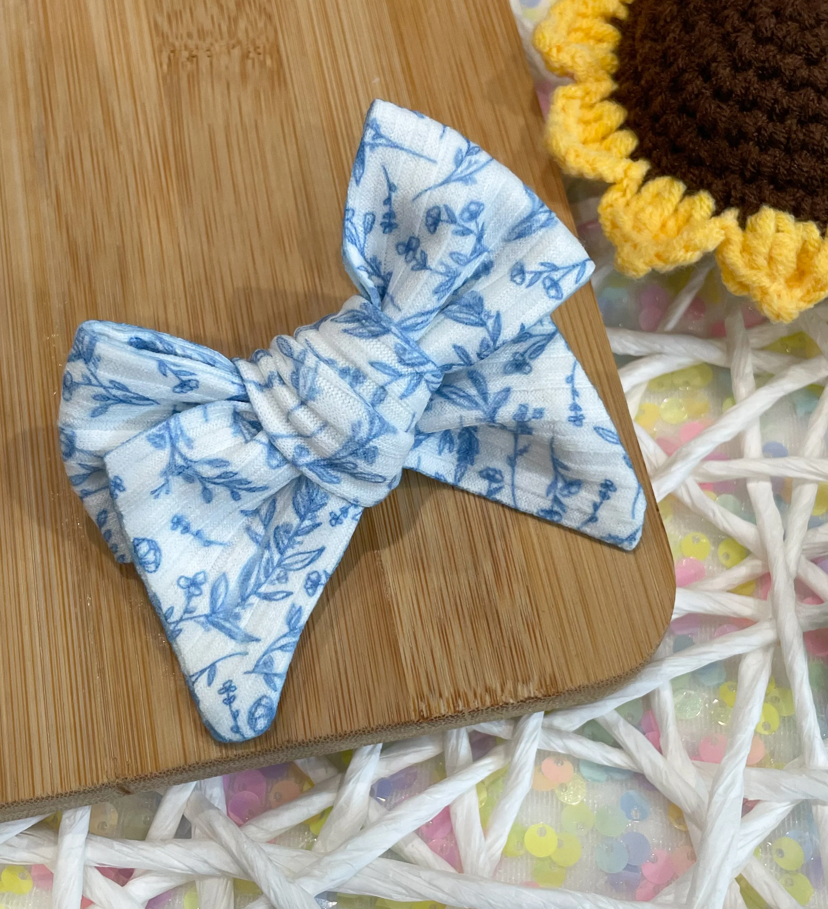 Dainty Blue Flowers Ribbed 3.5in Hand Tied