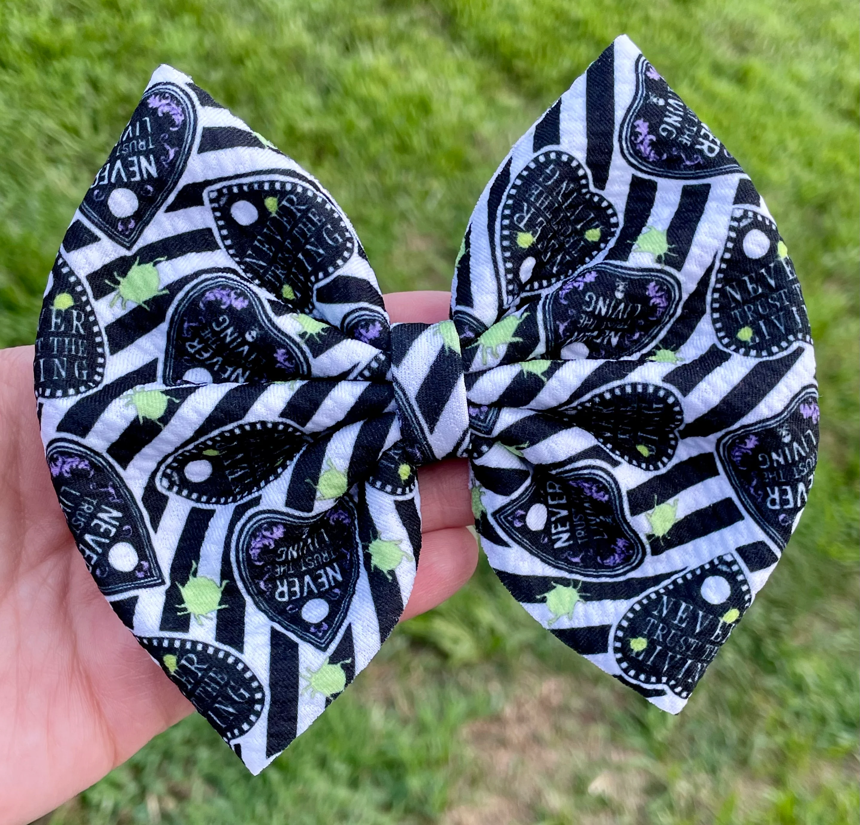 Never Trust the Living Fabric Bow