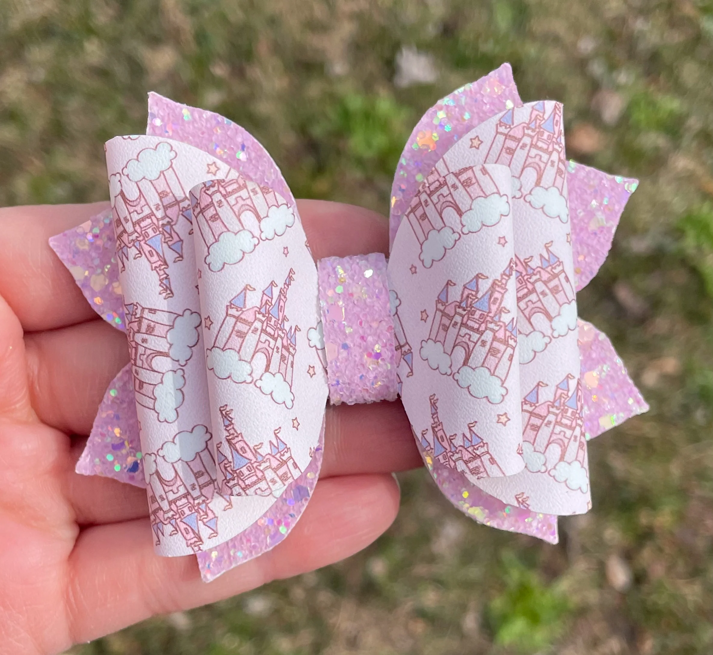 Castles in the Sky 3.5in Jasmine Bow