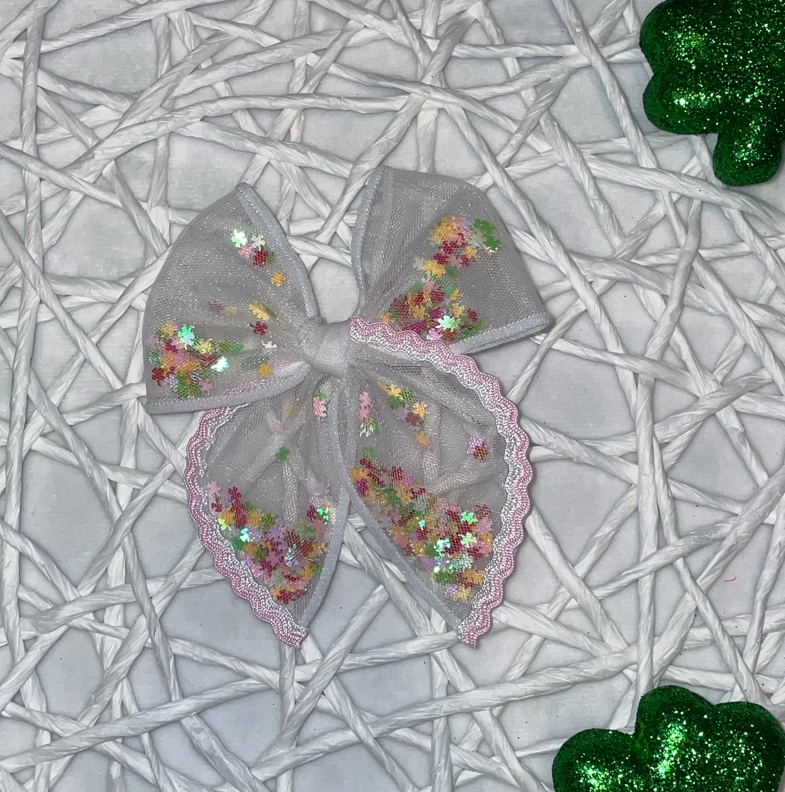 Rainbow Clovers Shaker