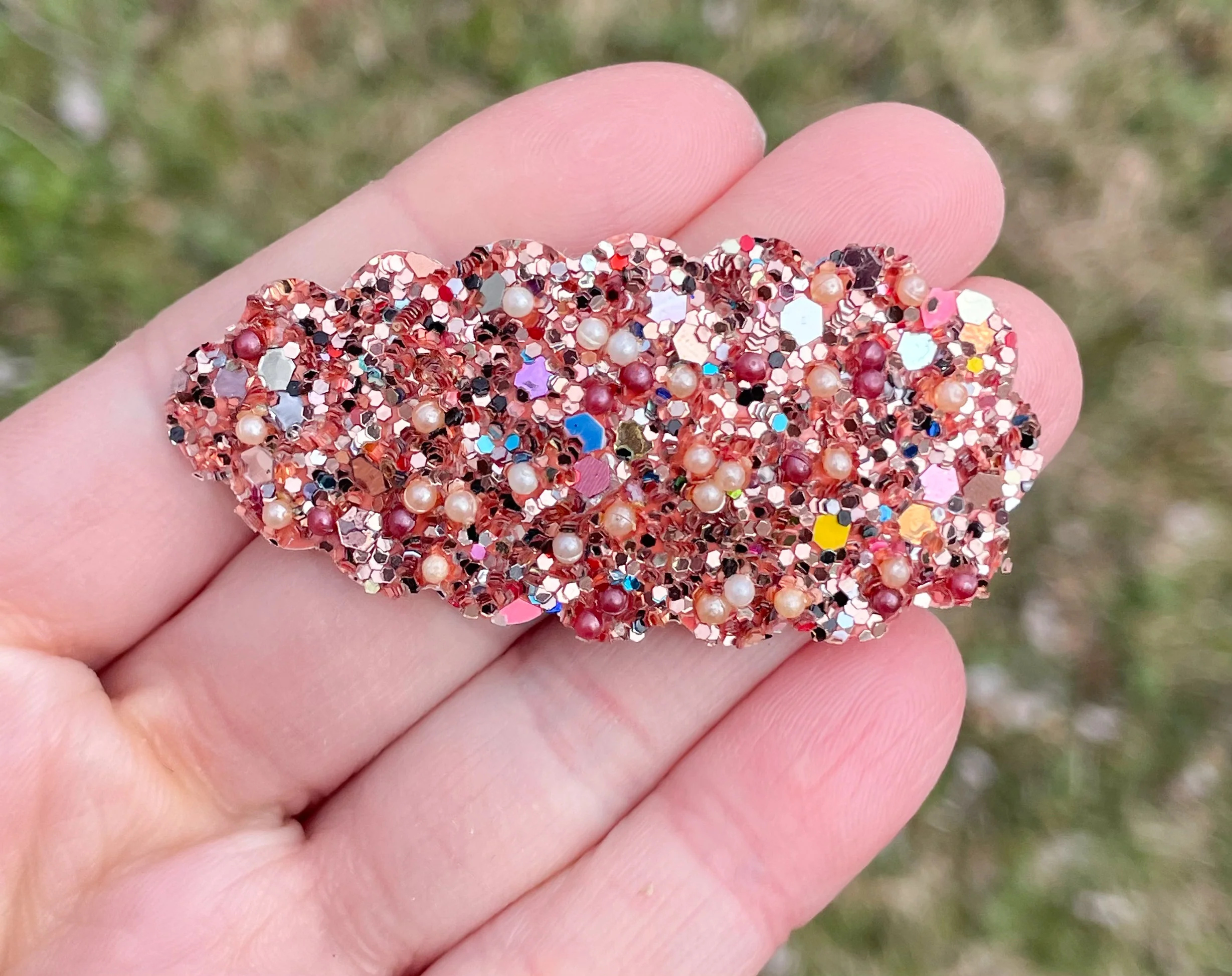 Pearl Glitter Snap Clip