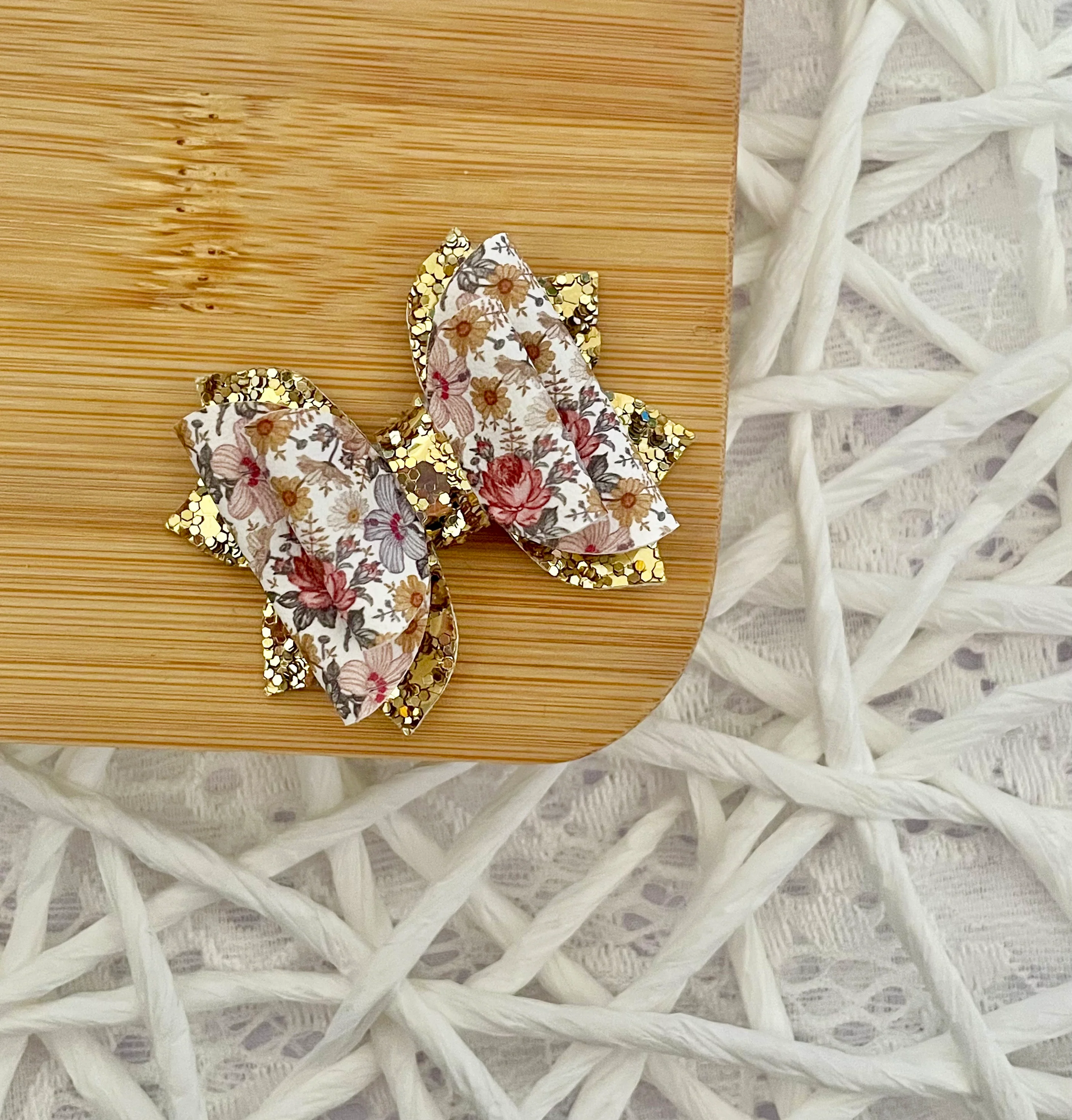 Vintage Floral 2in Jasmine