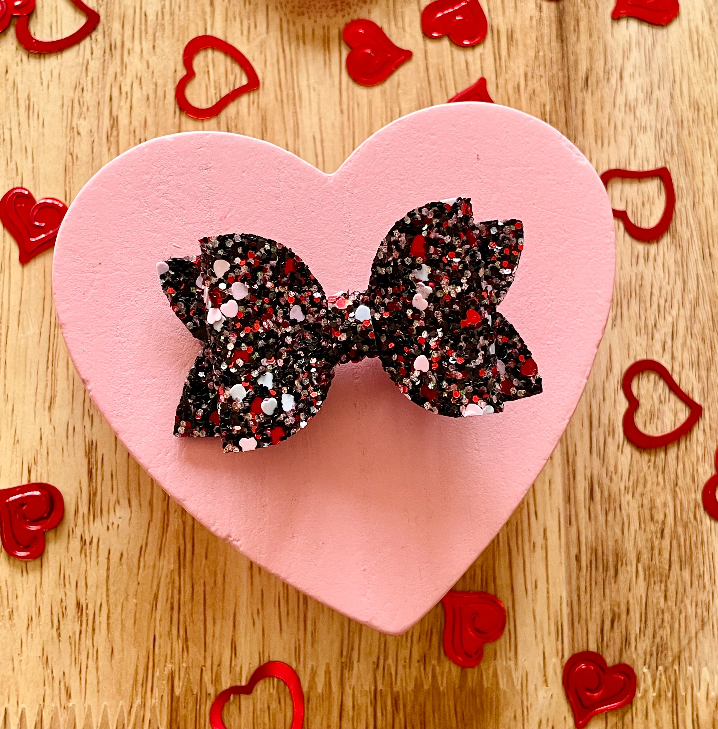 Black Heart Breaker Glitter 2.5in Beauty