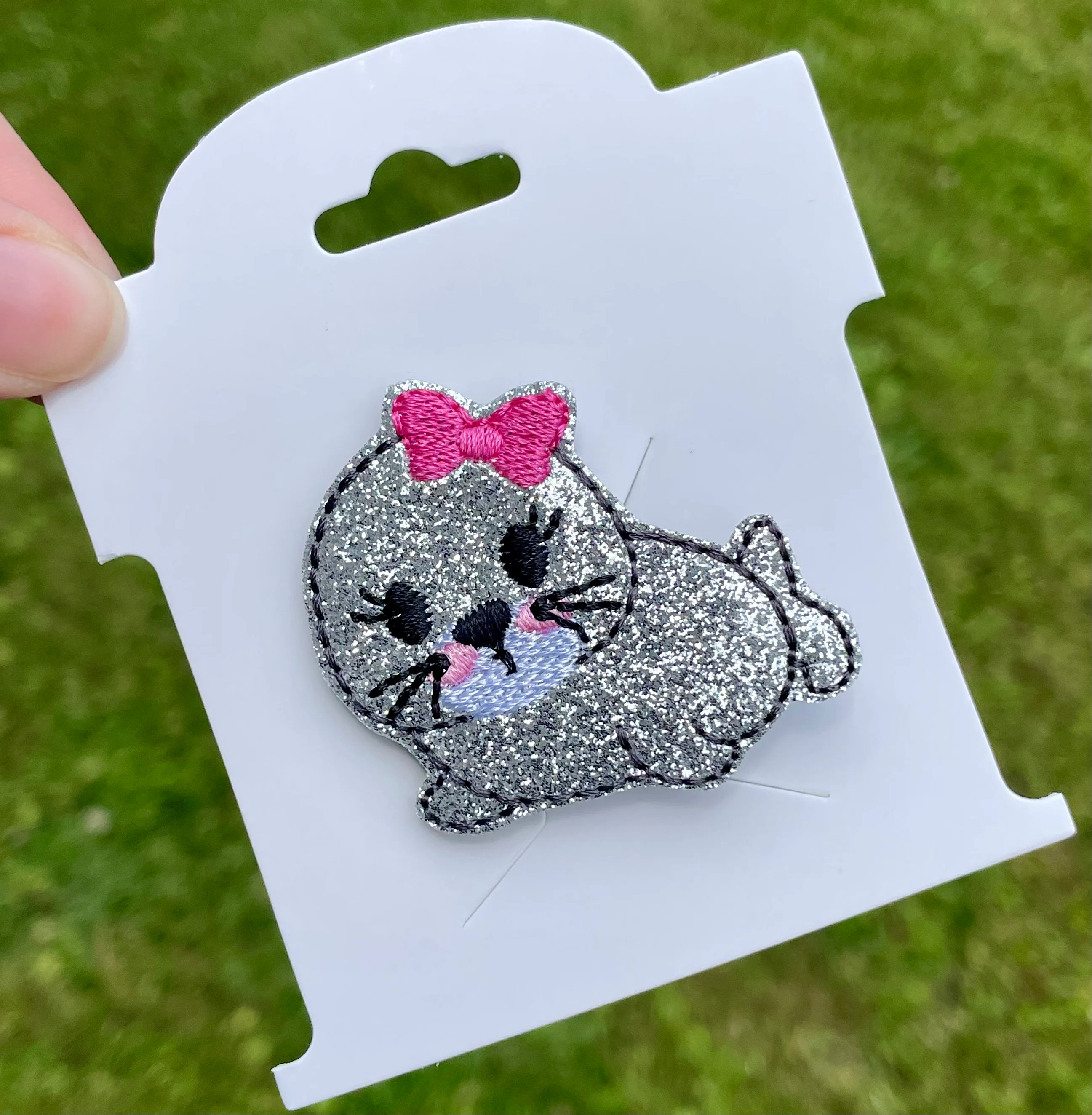 Seal With Bow Feltie Clip