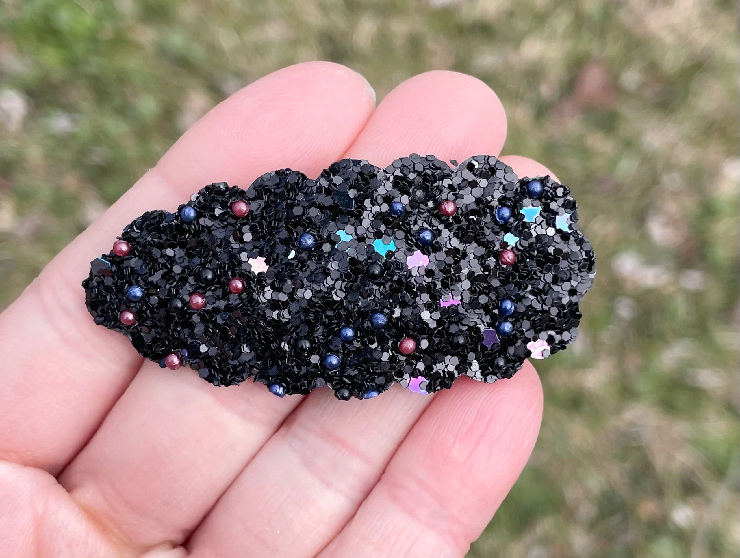 Pearl Glitter Snap Clip