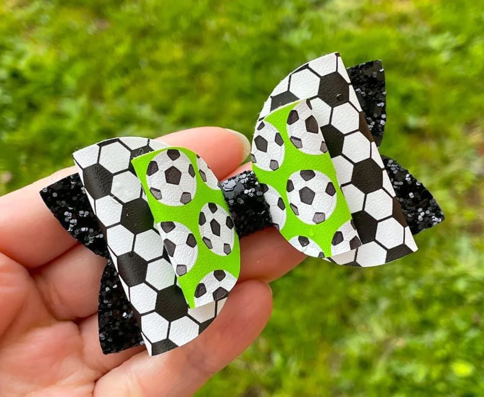 Soccer Goals 3.5in Dbl Beauty Bow