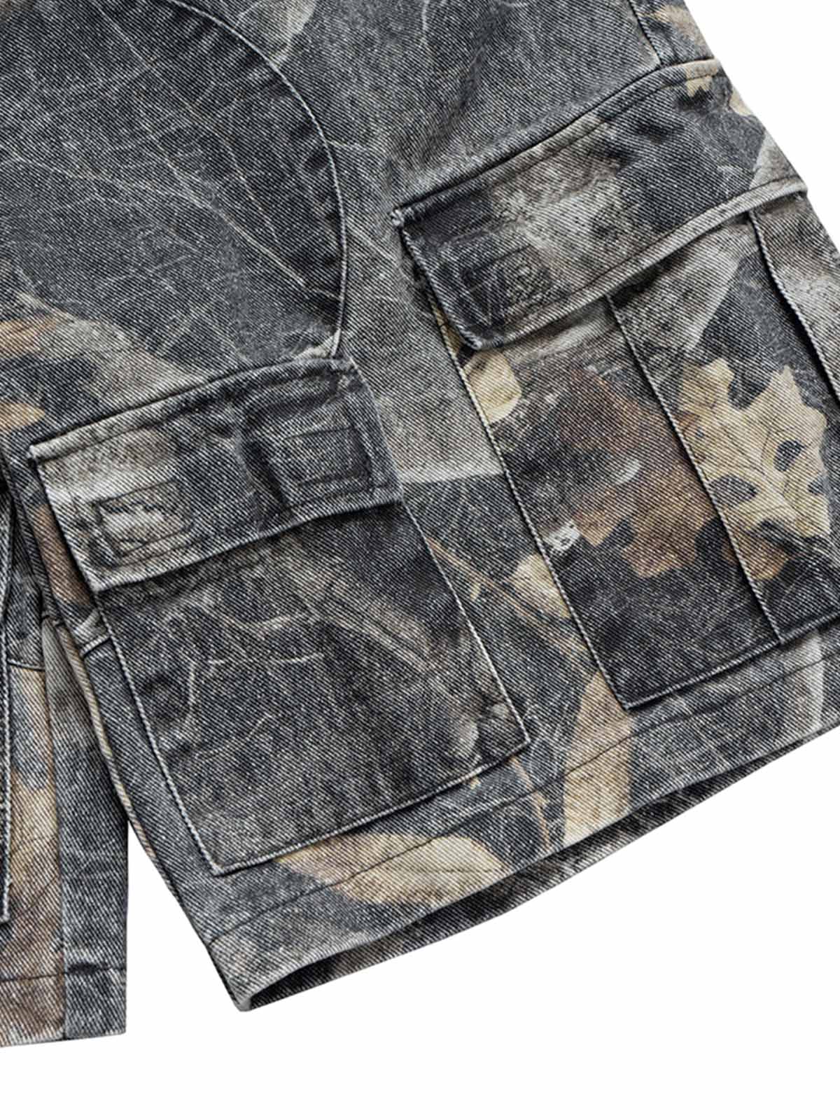 Buckle Waist Camouflage Denim Jorts