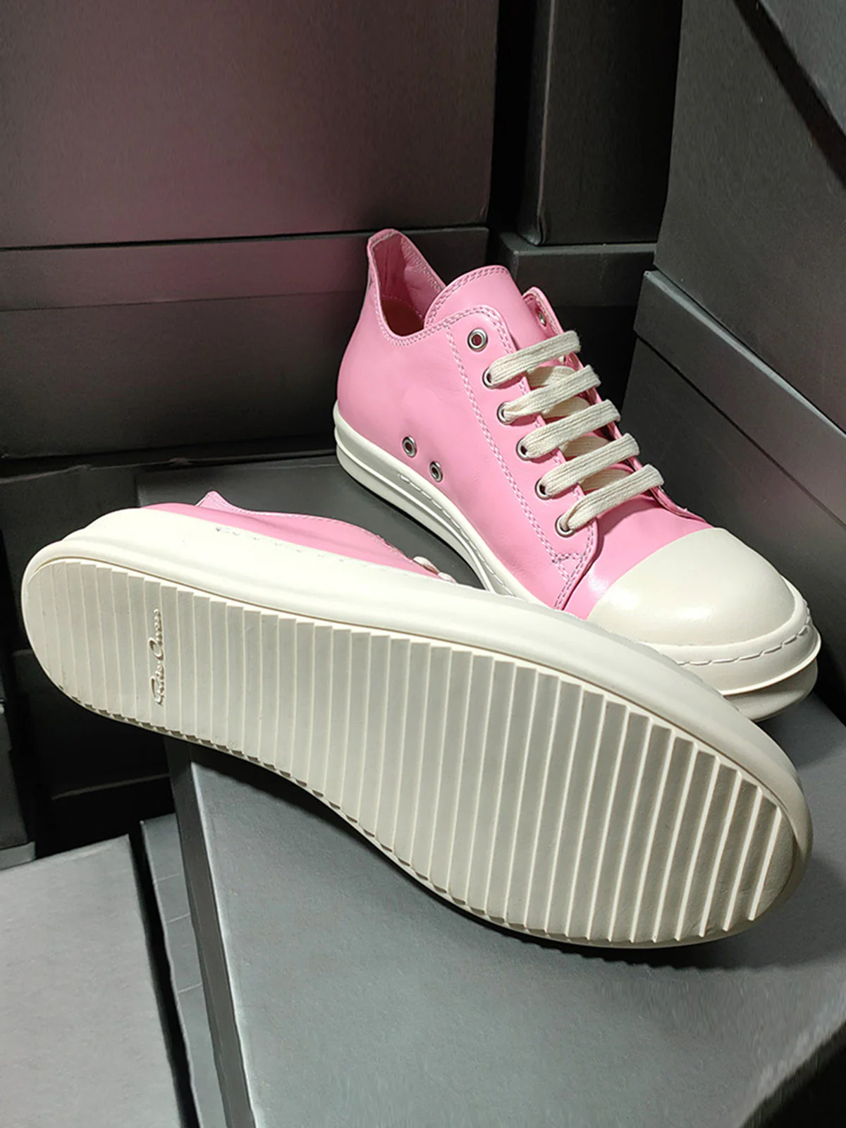 Street Pink Leather Low-Top Sneakers