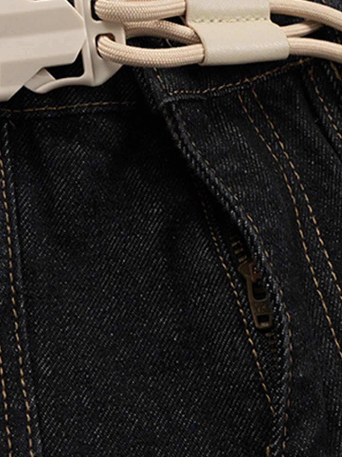 Cleanfit Buckle Belt Baggy Jeans