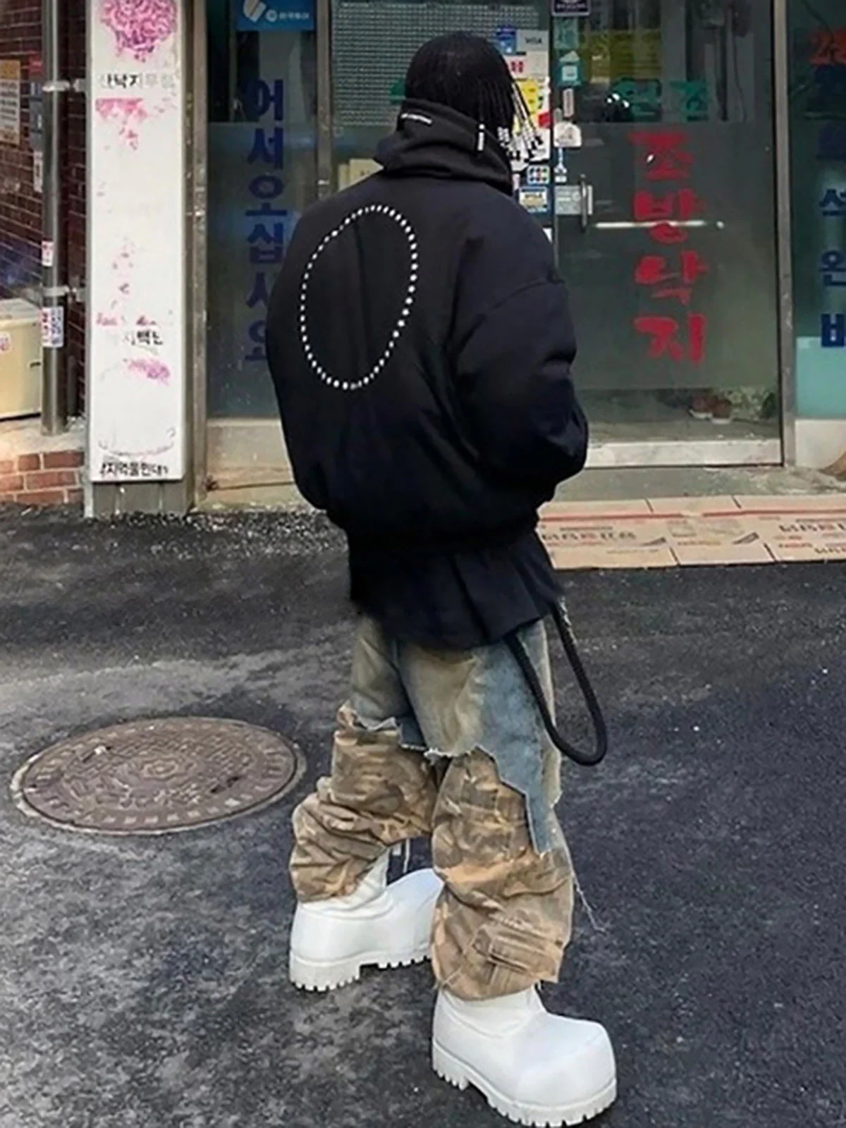 Retro Stitching Faux Two-Piece Camouflage Jeans