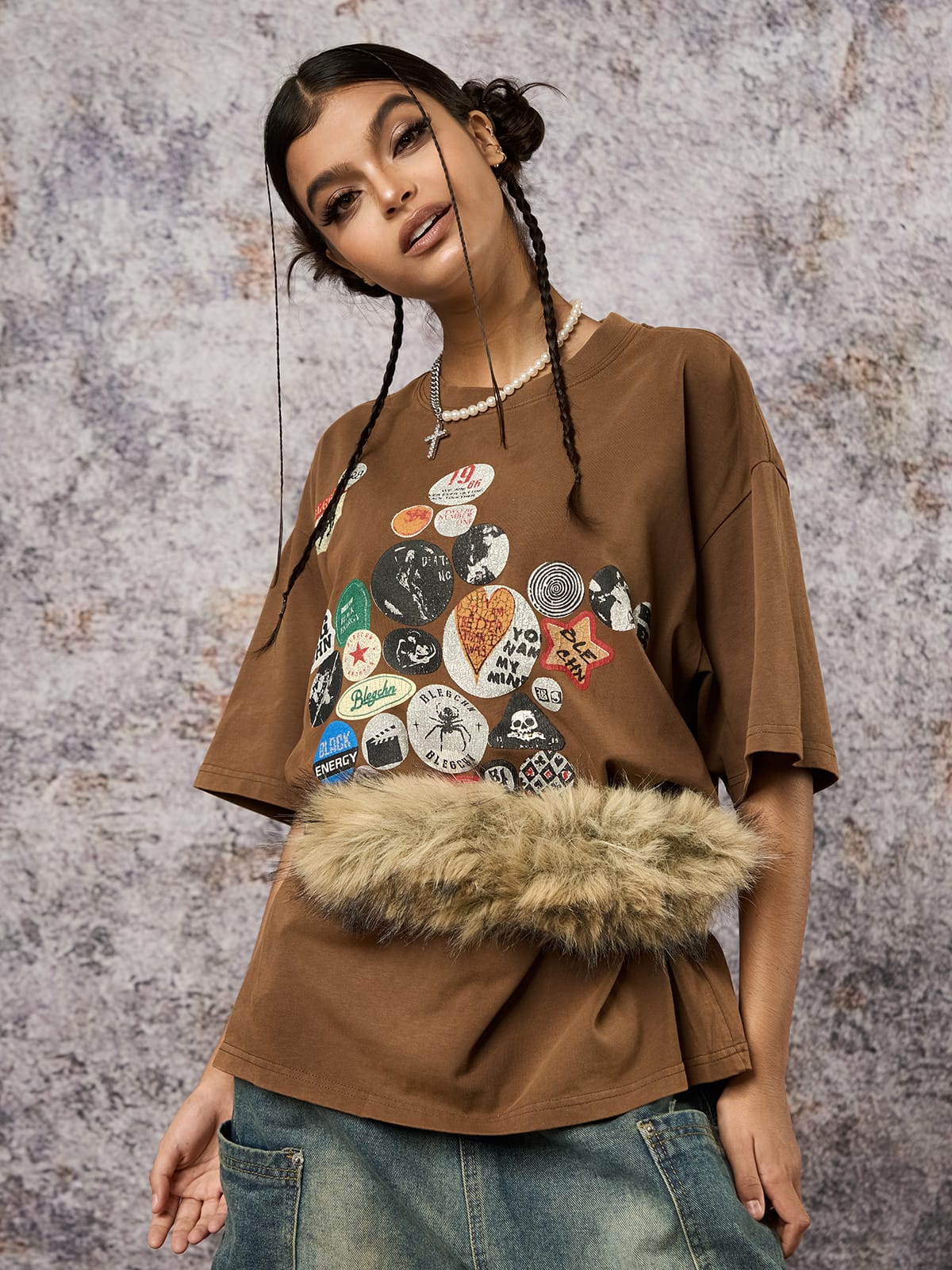 Badge Print Distressed Short Sleeve T-Shirt