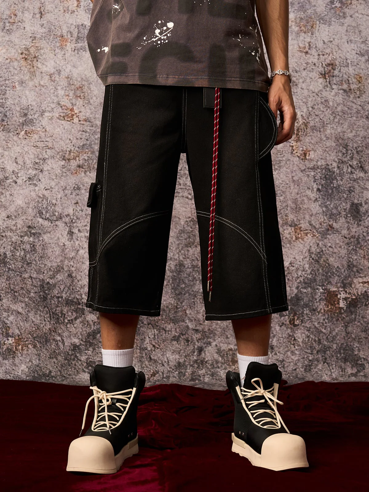 Welt-Embellished Cargo Jorts