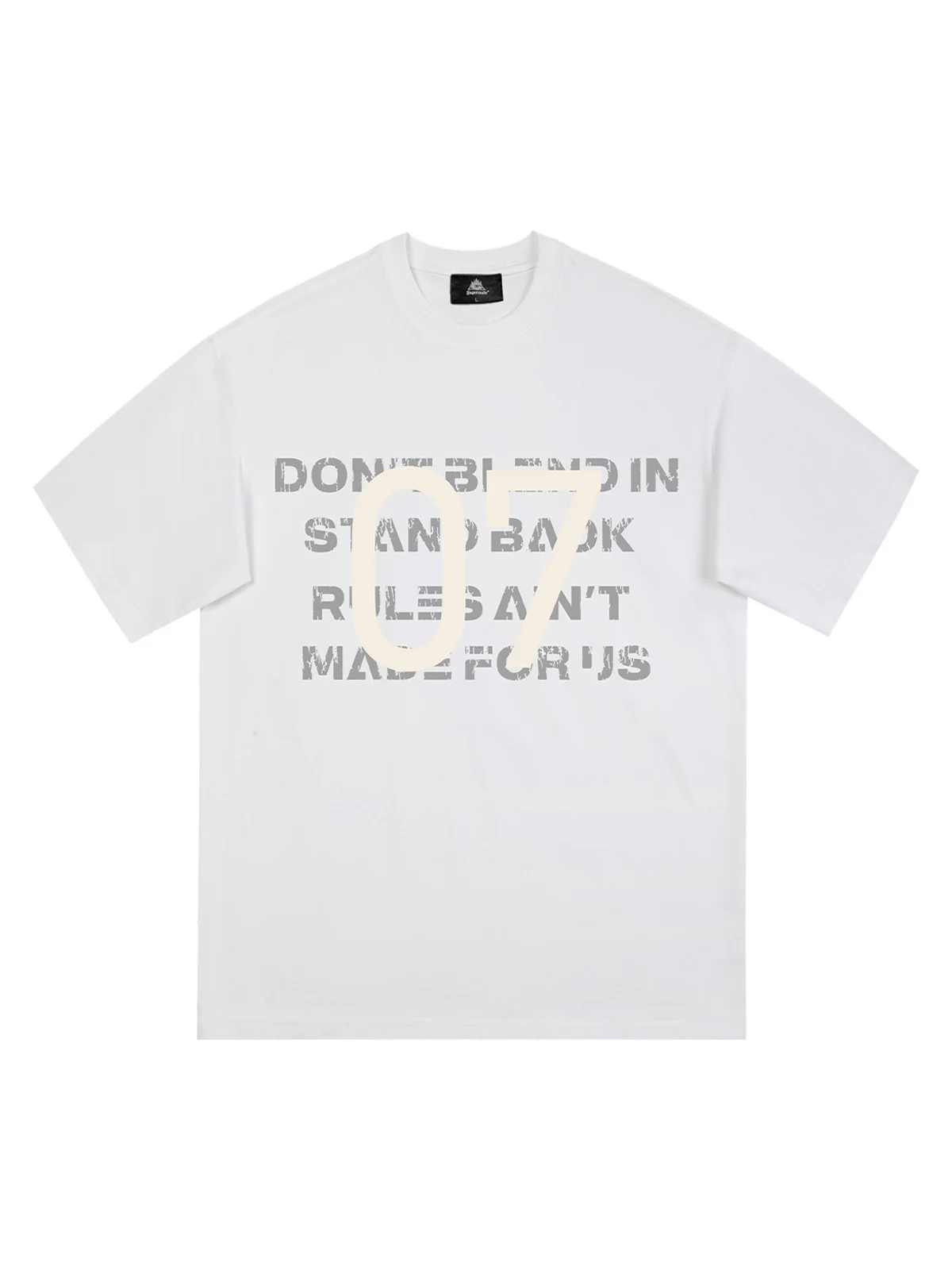 Distressed NO.7 Graphic T-Shirt