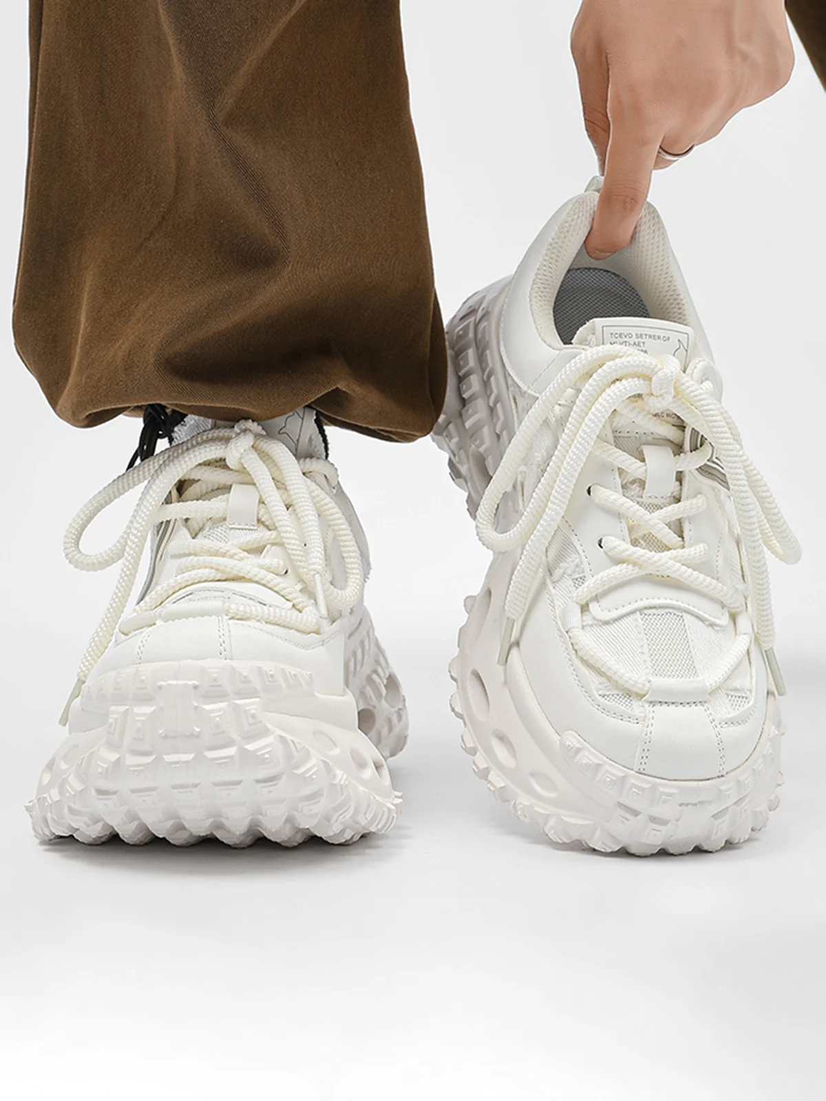 Retro Tire Sole Chunky Sneakers - 2340