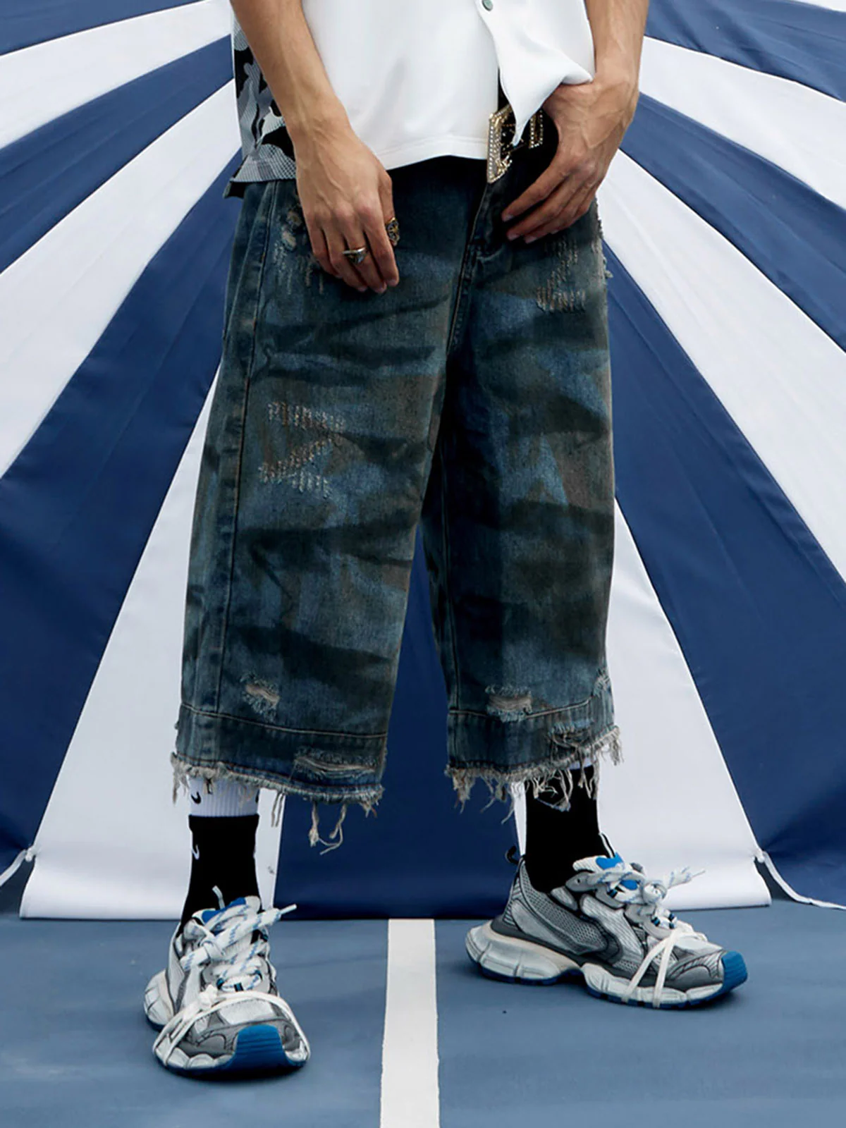 Washed Dirty Ripped Denim Cropped Jorts - 2351