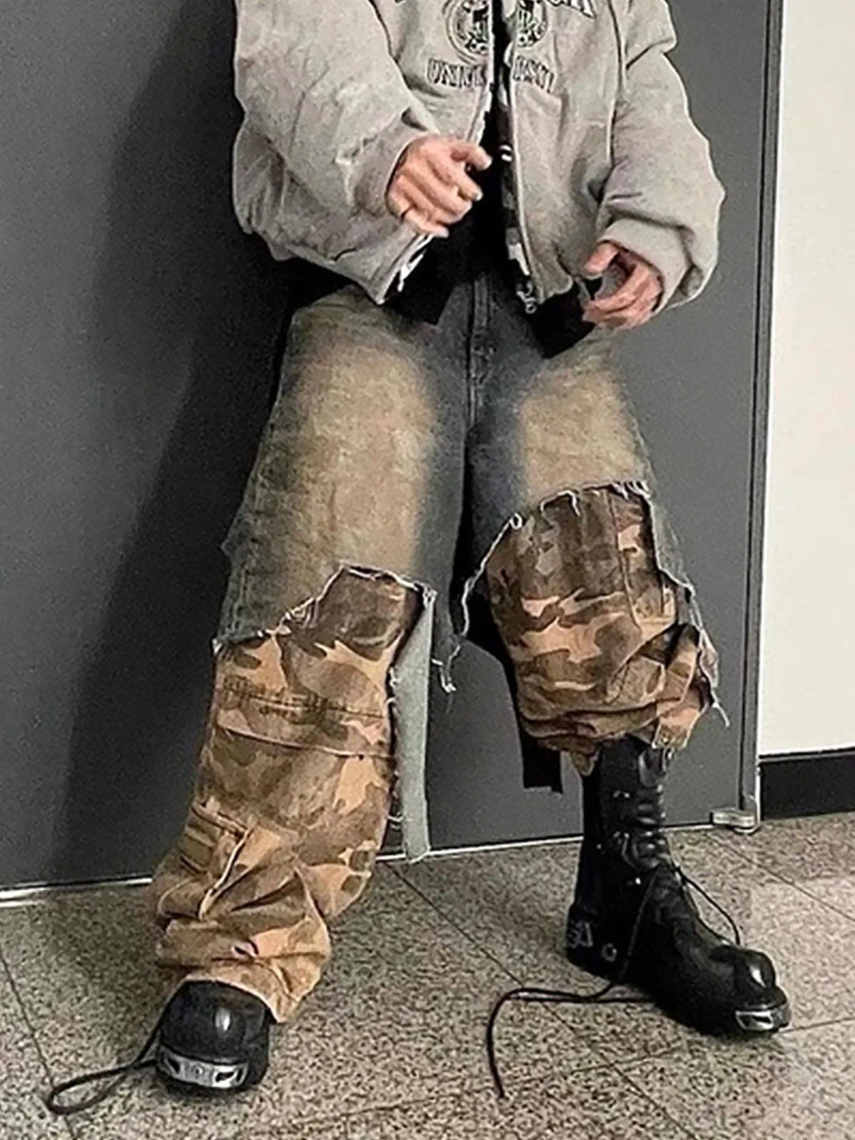 Retro Stitching Faux Two-Piece Camouflage Jeans